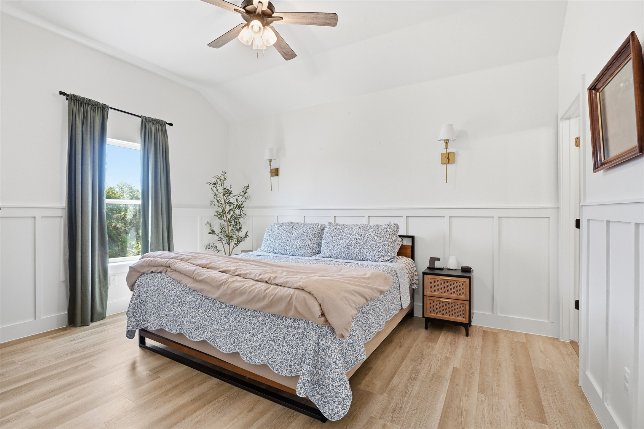 916 Devils River Drive Granbury TX 76048