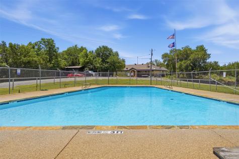 916 Devils River Drive Granbury TX 76048
