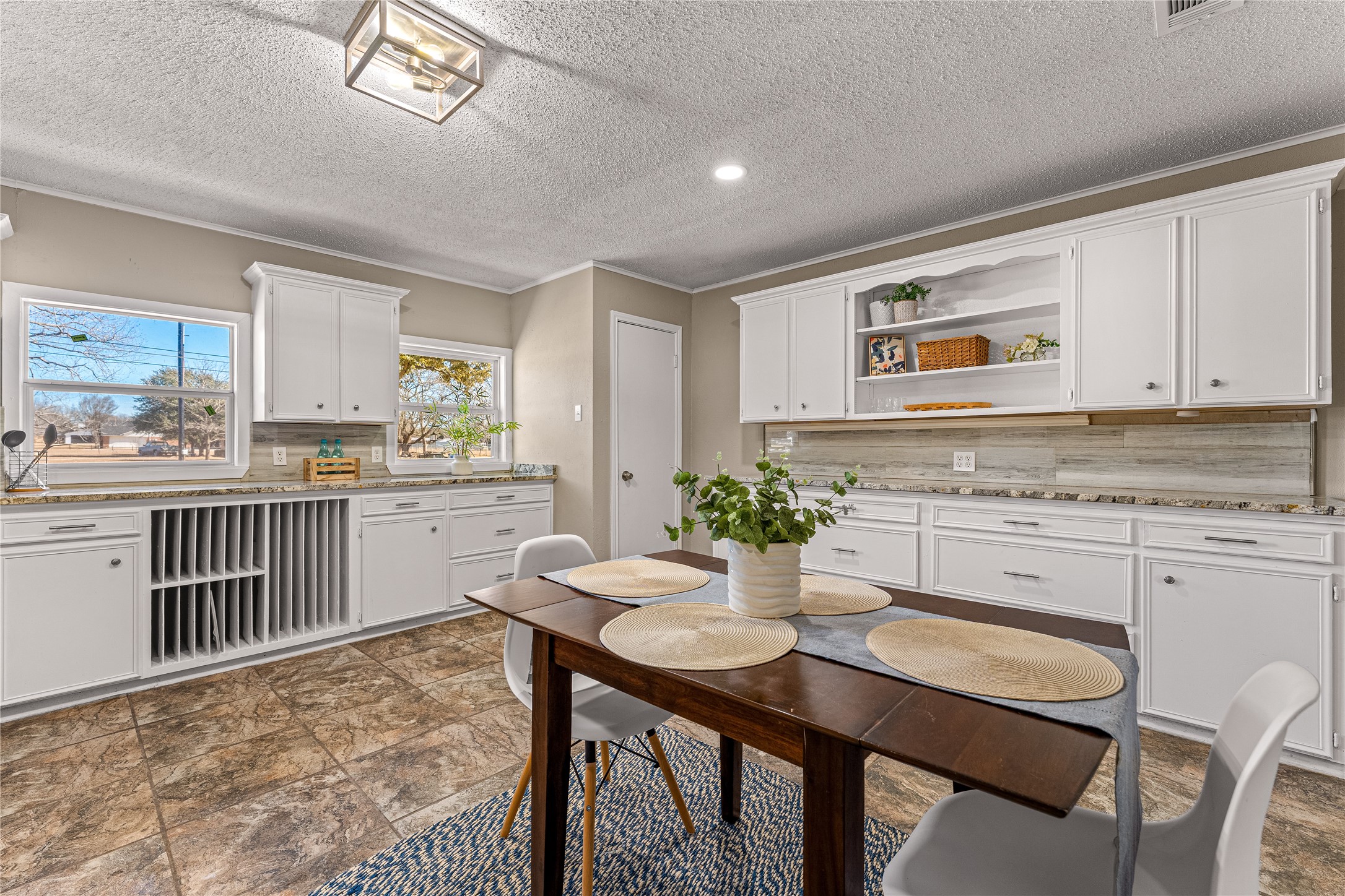 801 Chapparal Road Hewitt TX 76643