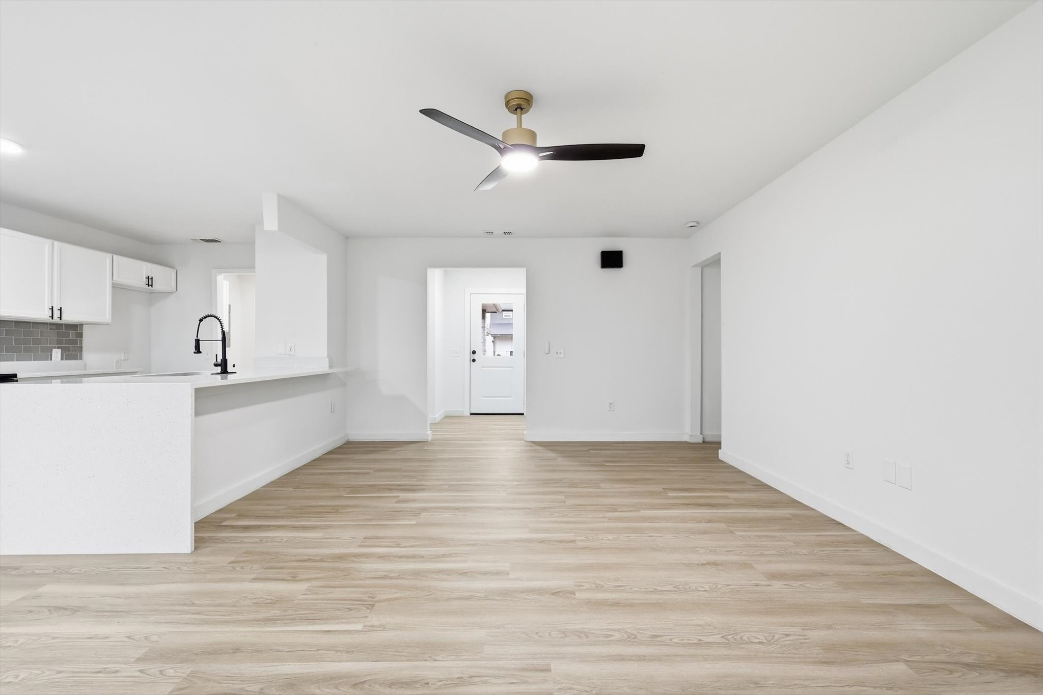 1207 Morrell Avenue Dallas TX 75203