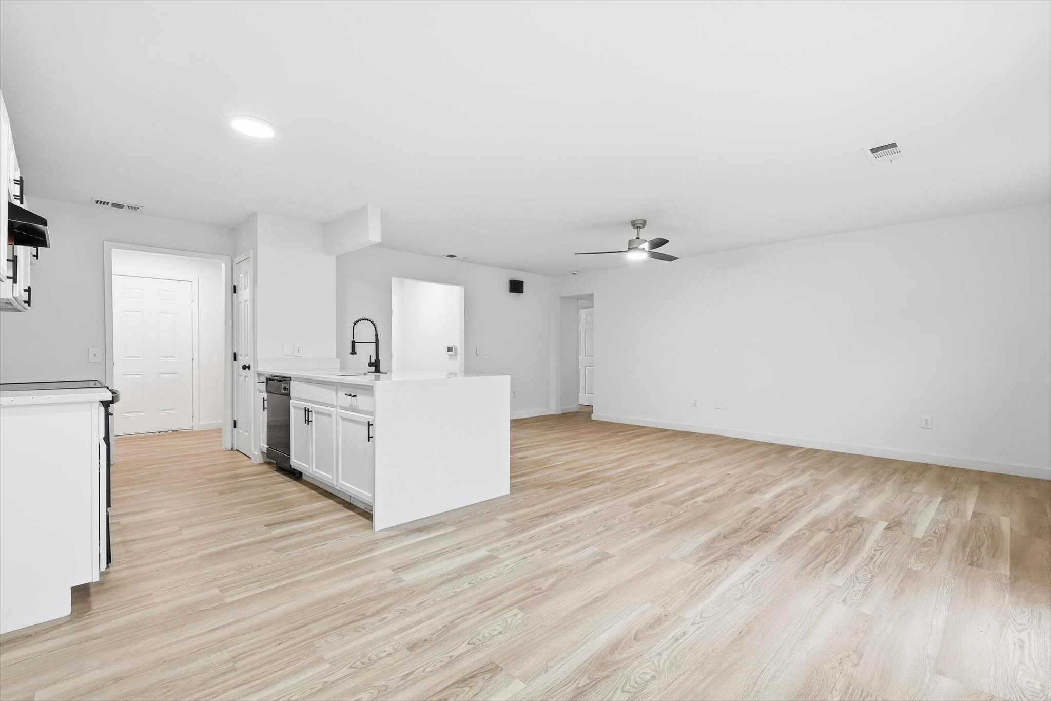 1207 Morrell Avenue Dallas TX 75203