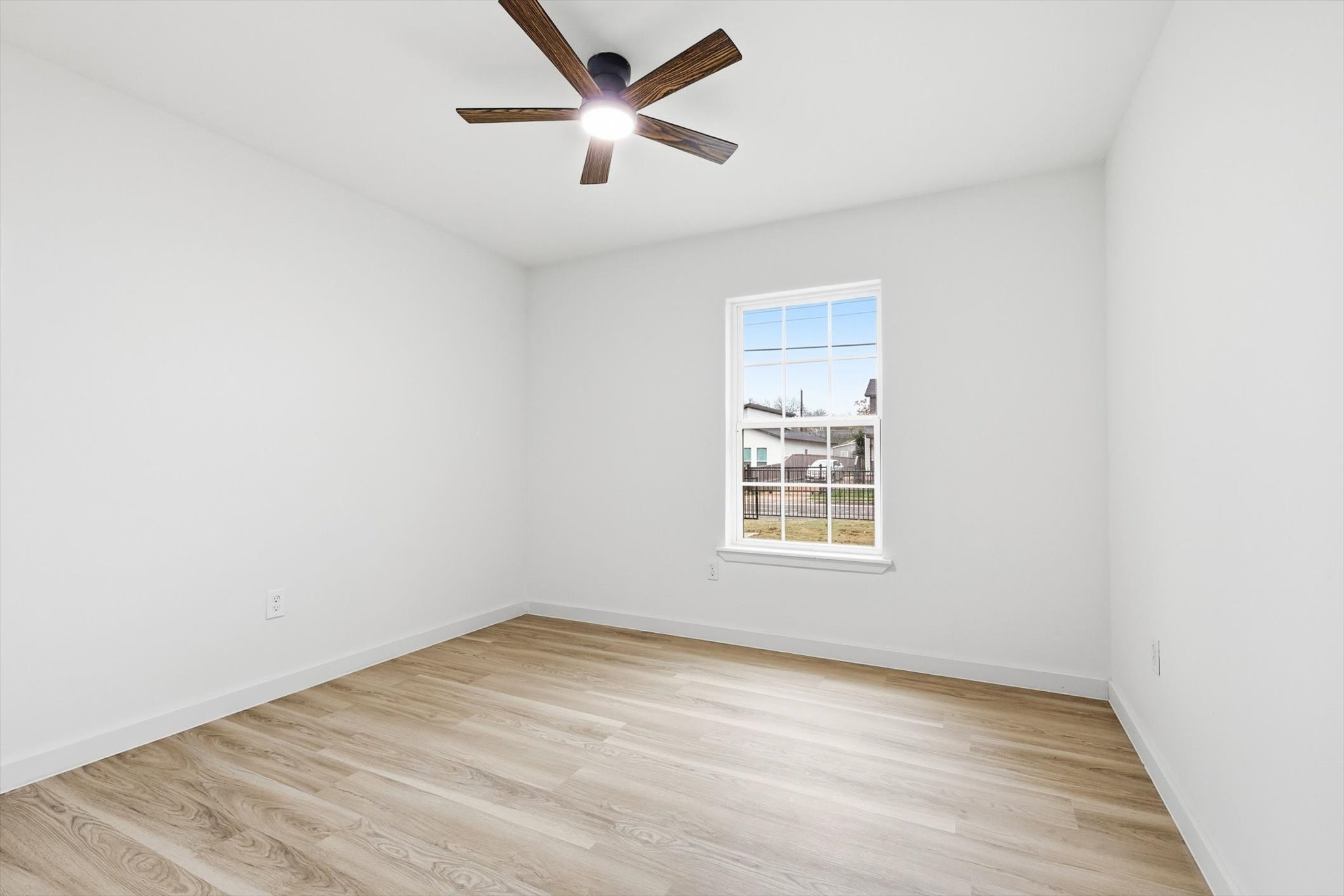 1207 Morrell Avenue Dallas TX 75203
