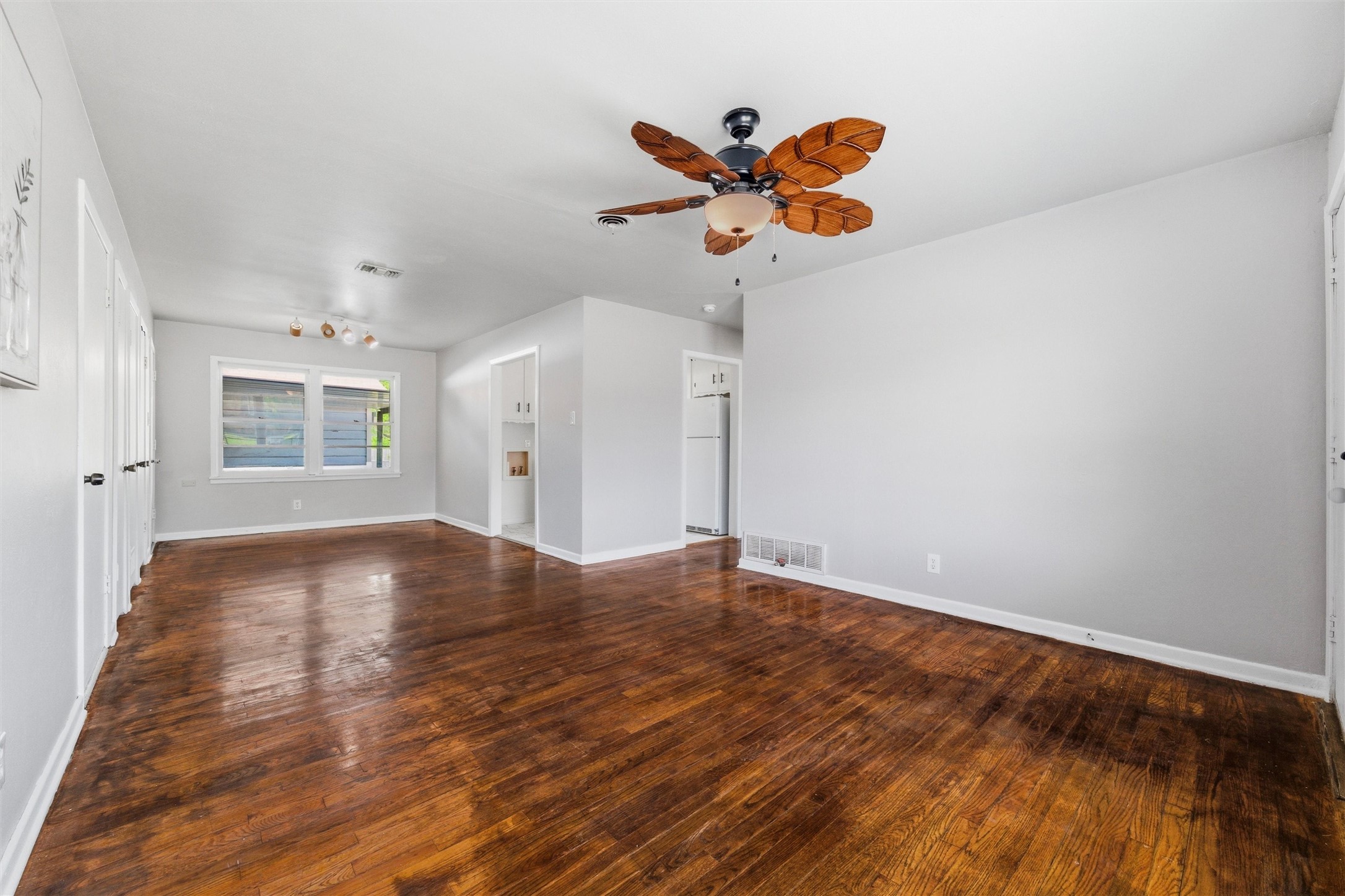 1308 Rose Avenue Cleburne TX 76033