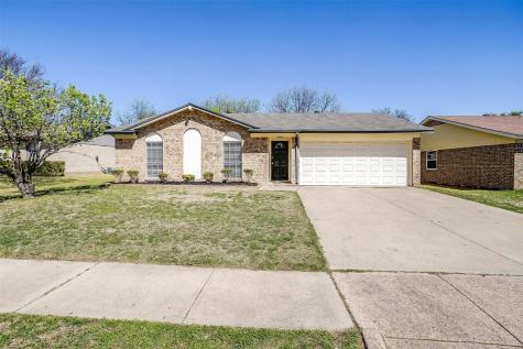 436 Edwards Drive Saginaw TX 76179