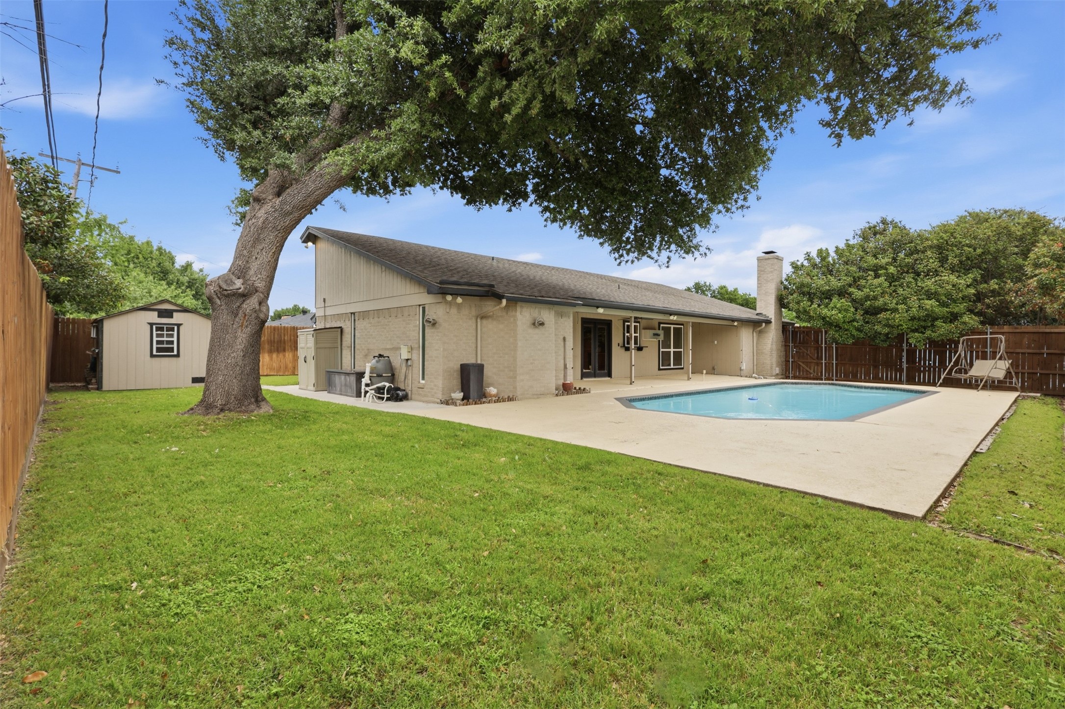 5527 Meadow Oak Street North Richland Hills TX 76180