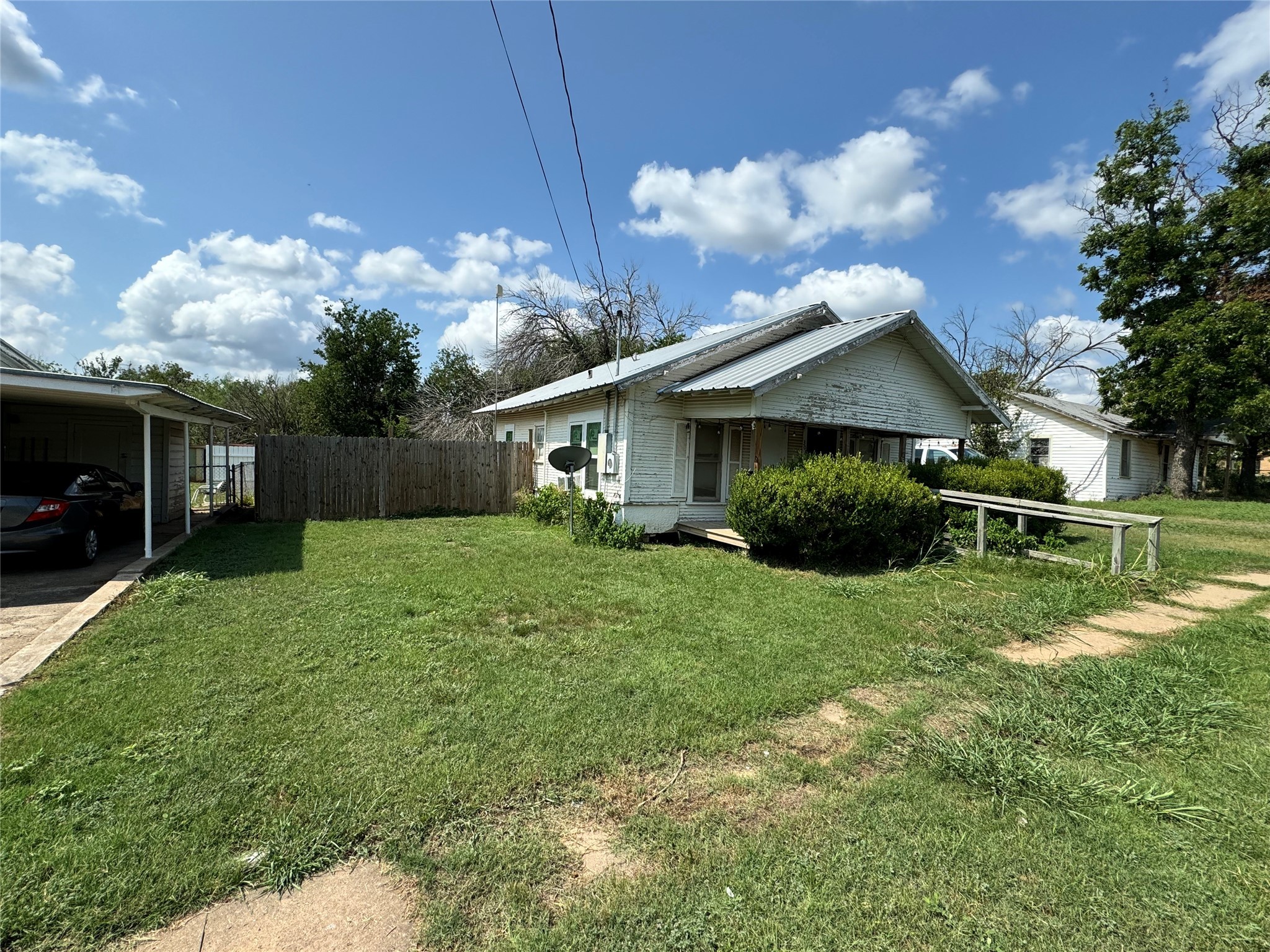 308 E 4th Street Coleman TX 76834