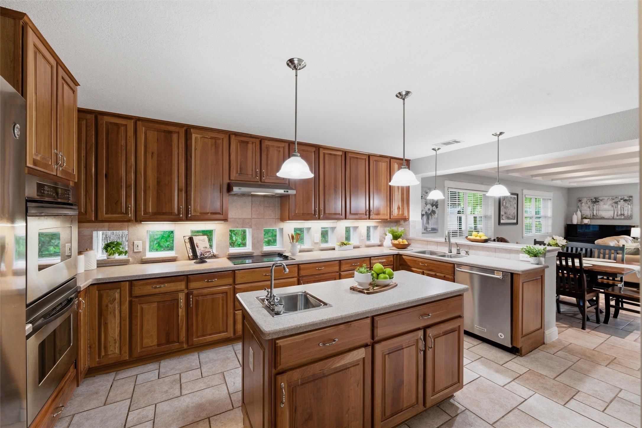 1204 Forrest Drive Arlington TX 76012