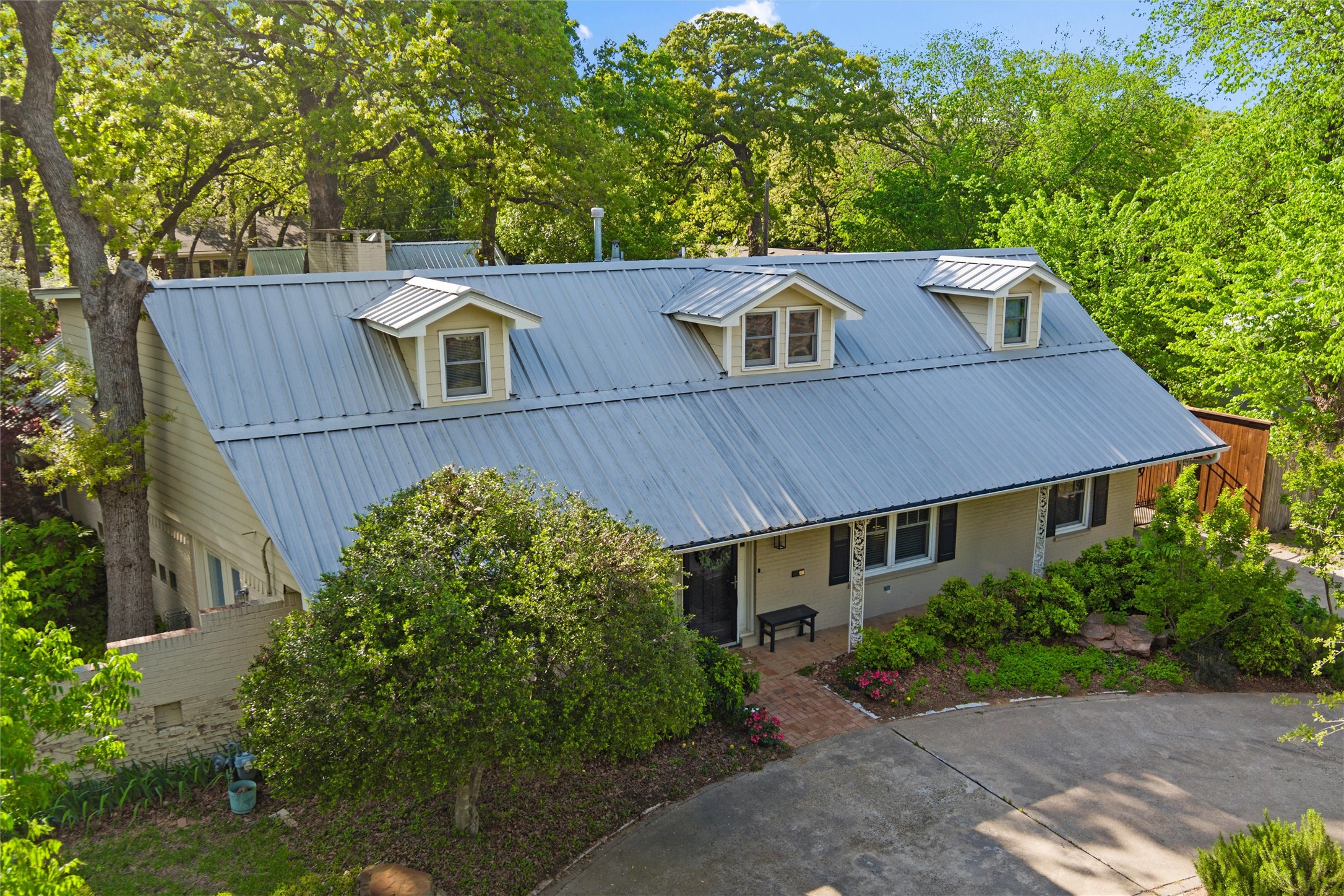 1204 Forrest Drive Arlington TX 76012