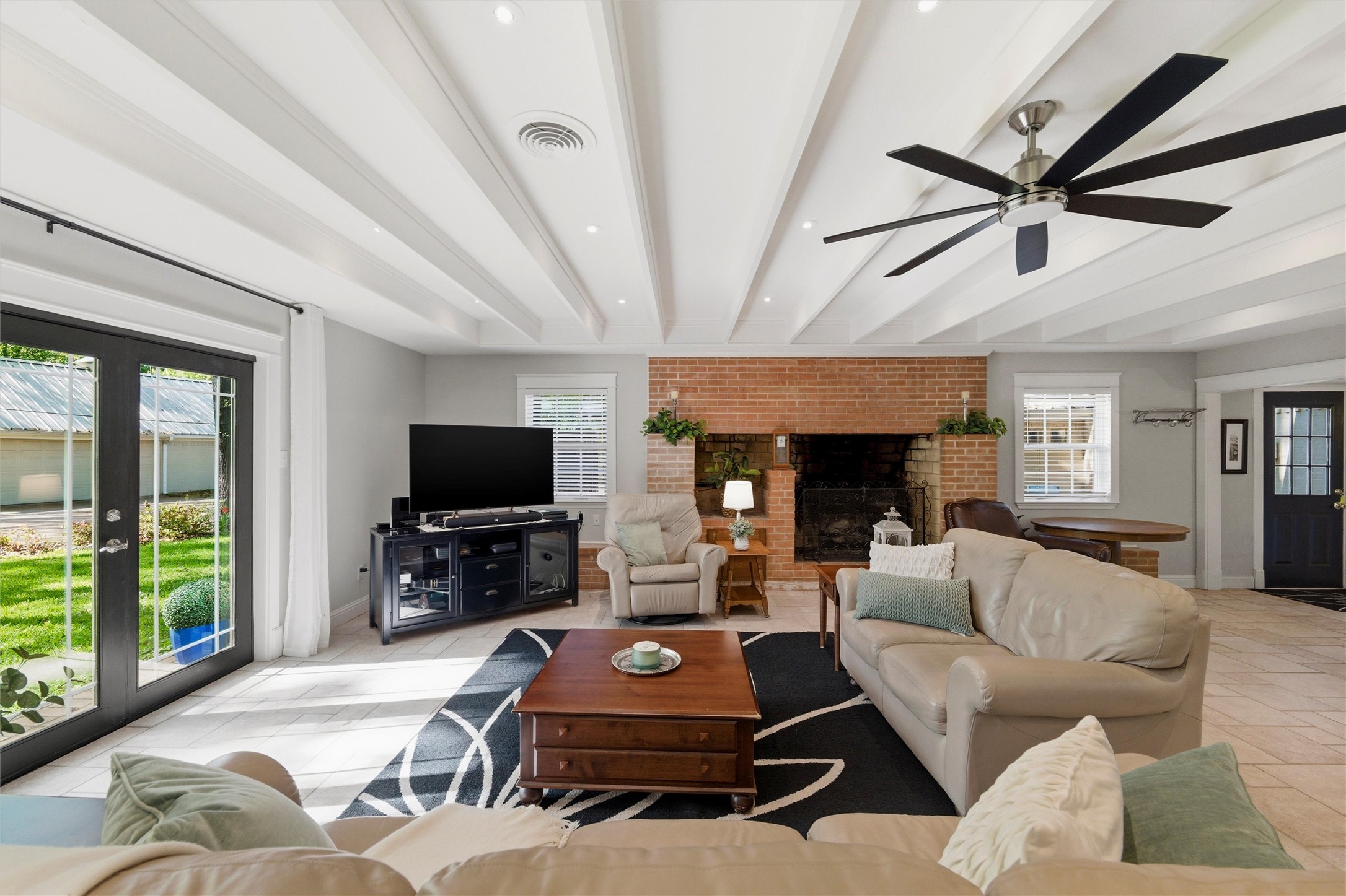 1204 Forrest Drive Arlington TX 76012