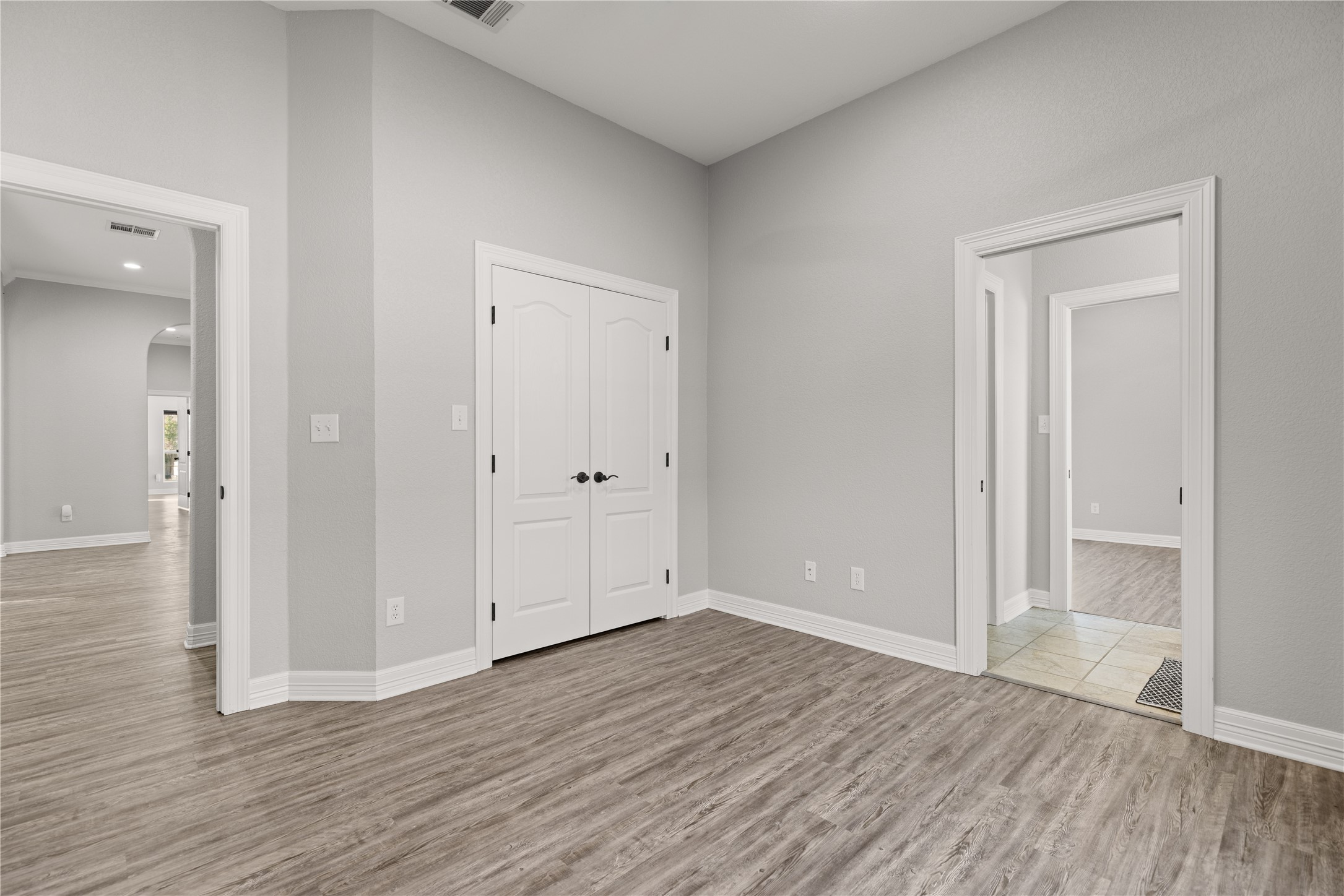 937 Queen Elizabeth Drive Mcgregor TX 76657