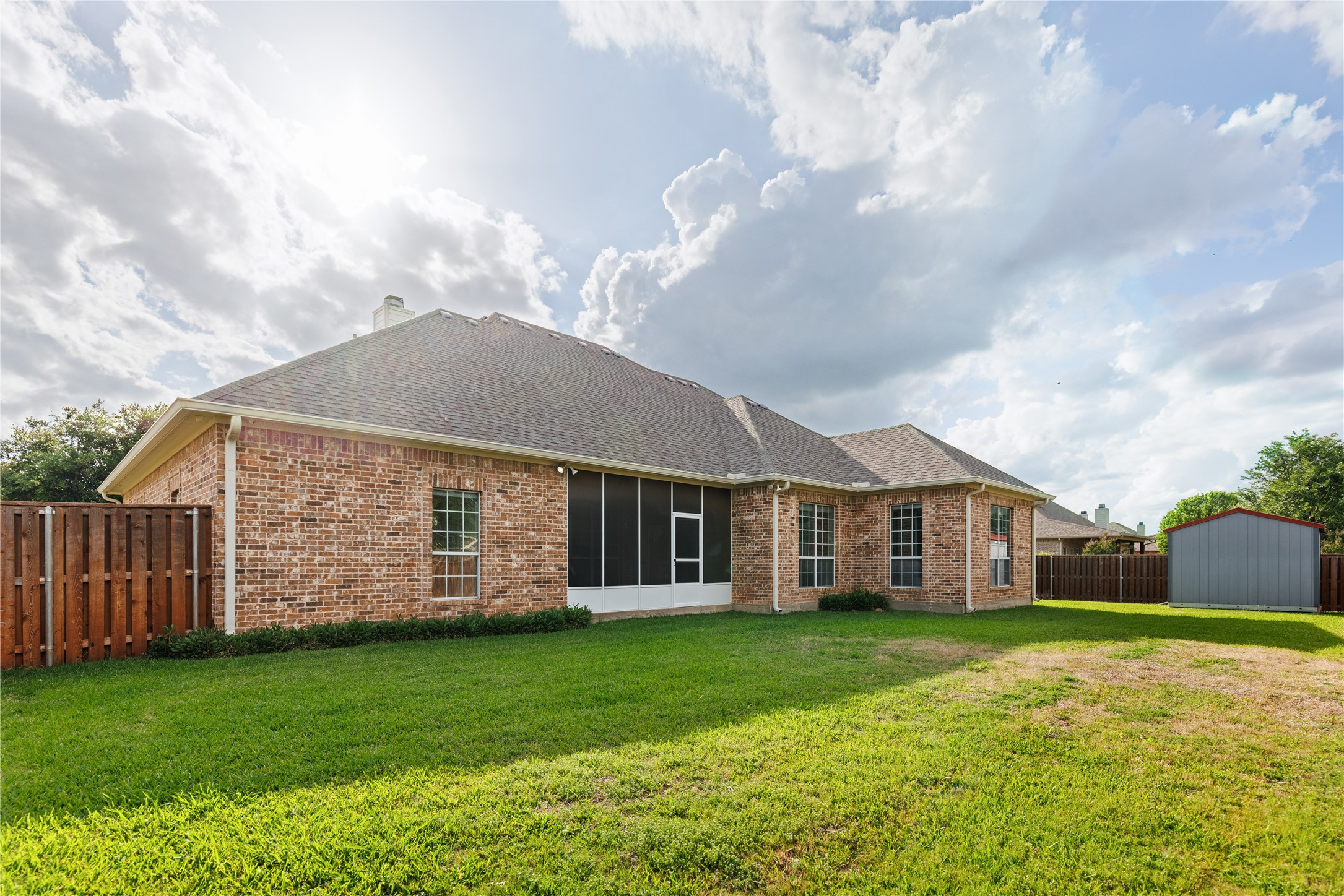 937 Queen Elizabeth Drive Mcgregor TX 76657