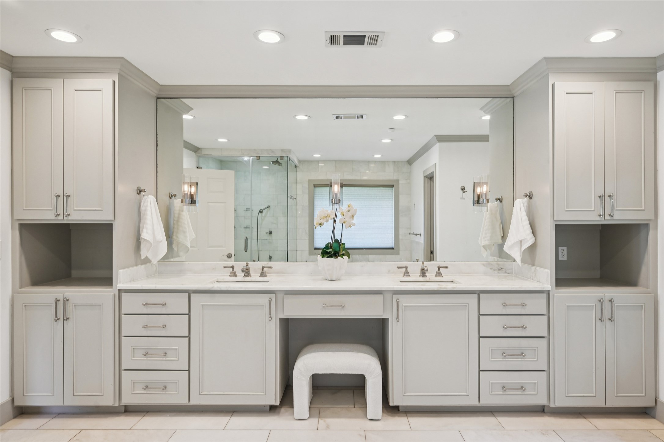 5818 Gramercy Place Dallas TX 75230