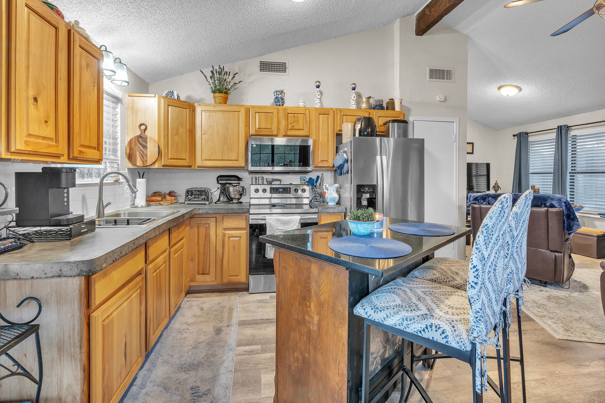2318 Neches Street Granbury TX 76048