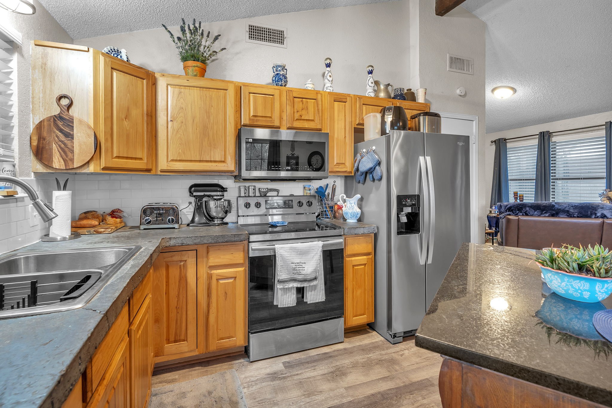 2318 Neches Street Granbury TX 76048