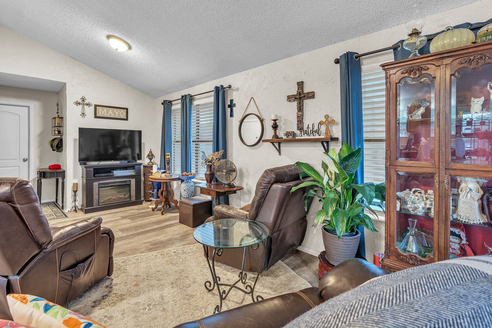 2318 Neches Street Granbury TX 76048