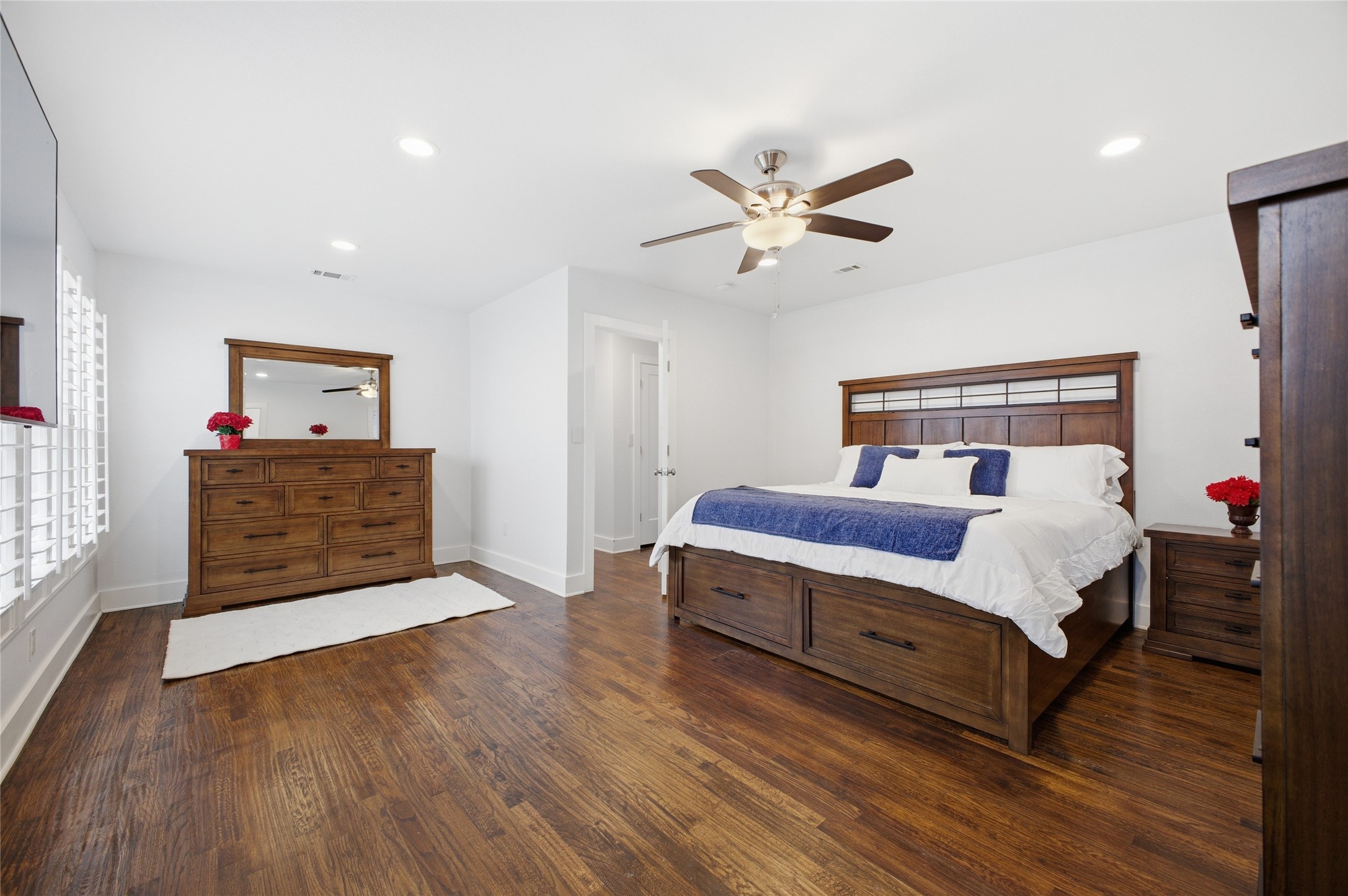 926 S Waverly Drive Dallas TX 75208