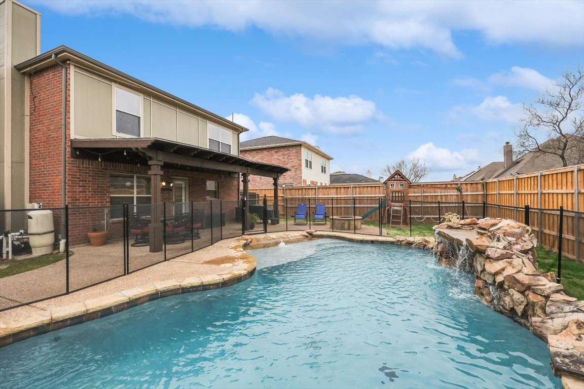 410 Ridge Drive Justin TX 76247