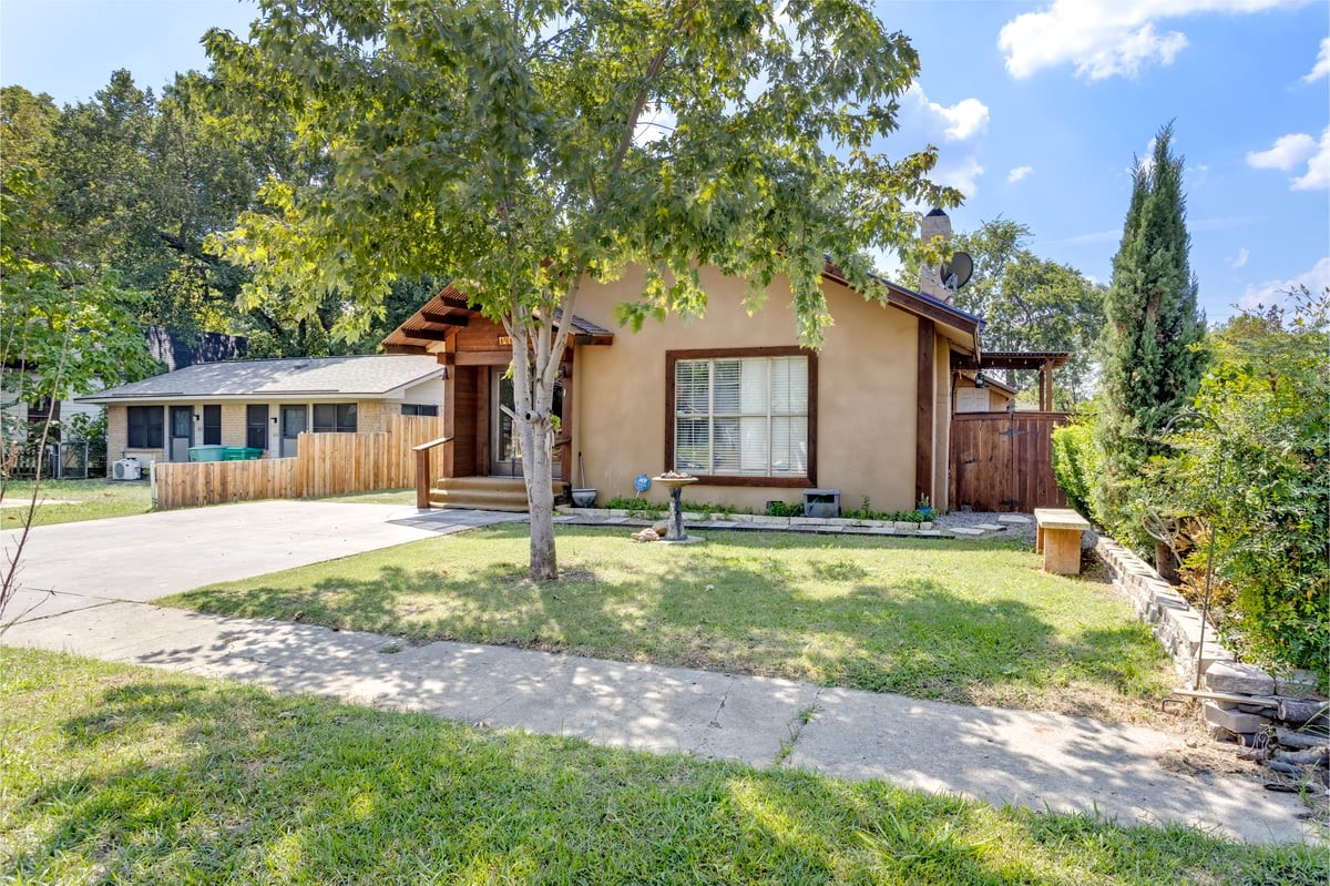1416 N Cleveland Avenue Sherman TX 75090