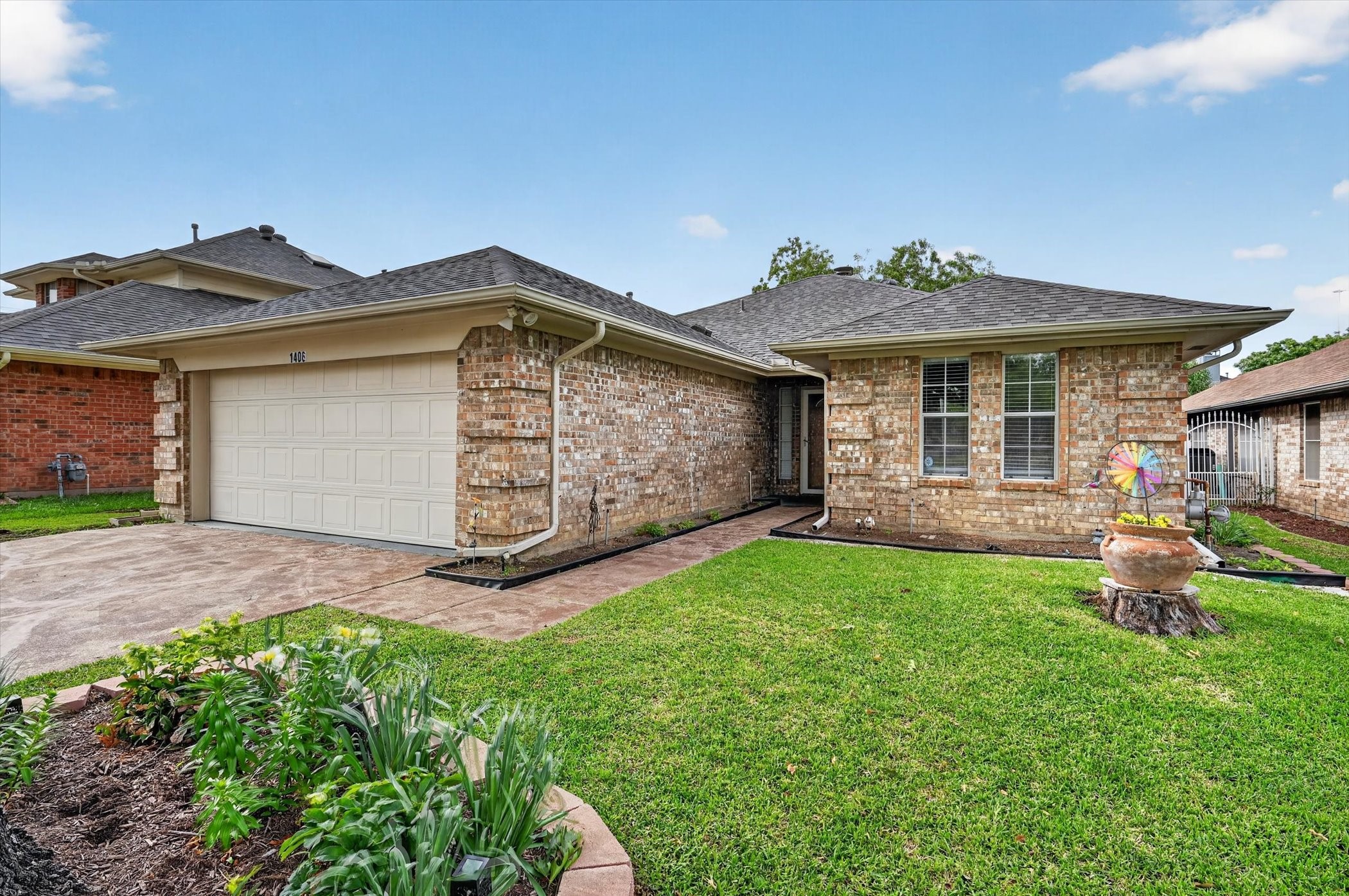 1406 Kynette Drive Euless TX 76040
