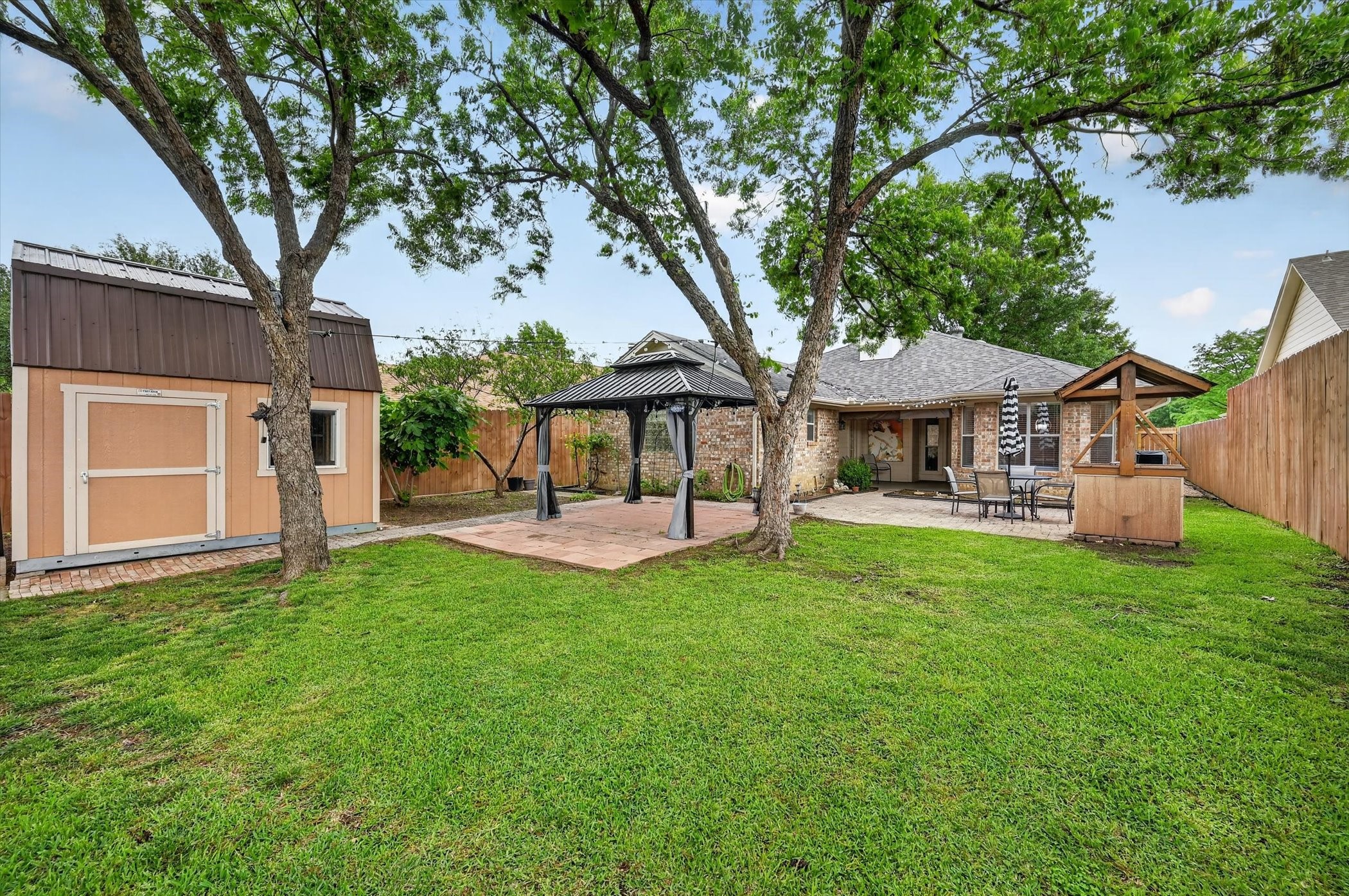 1406 Kynette Drive Euless TX 76040