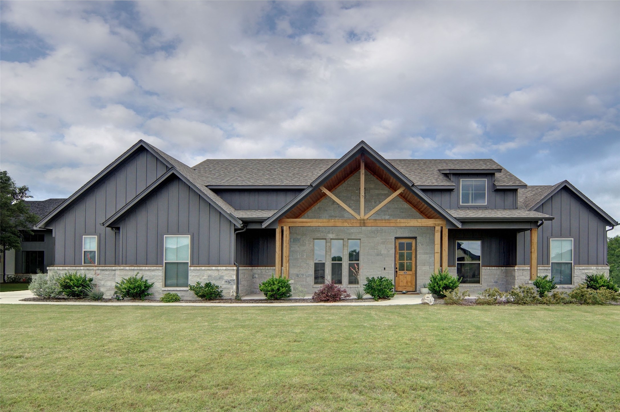 242 Coalson Crossing Azle TX 76020