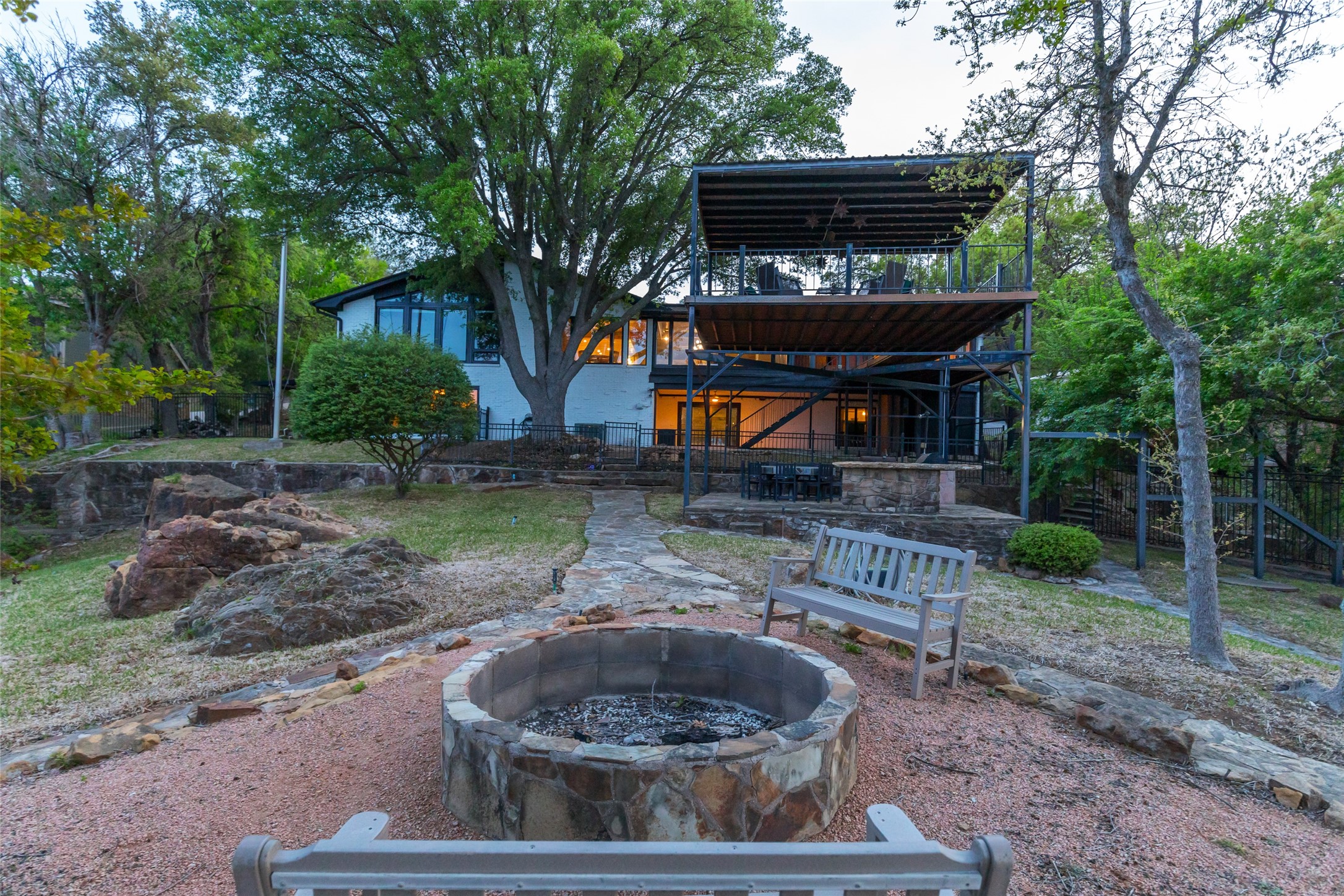 440 Lakeside Drive Brownwood TX 76801