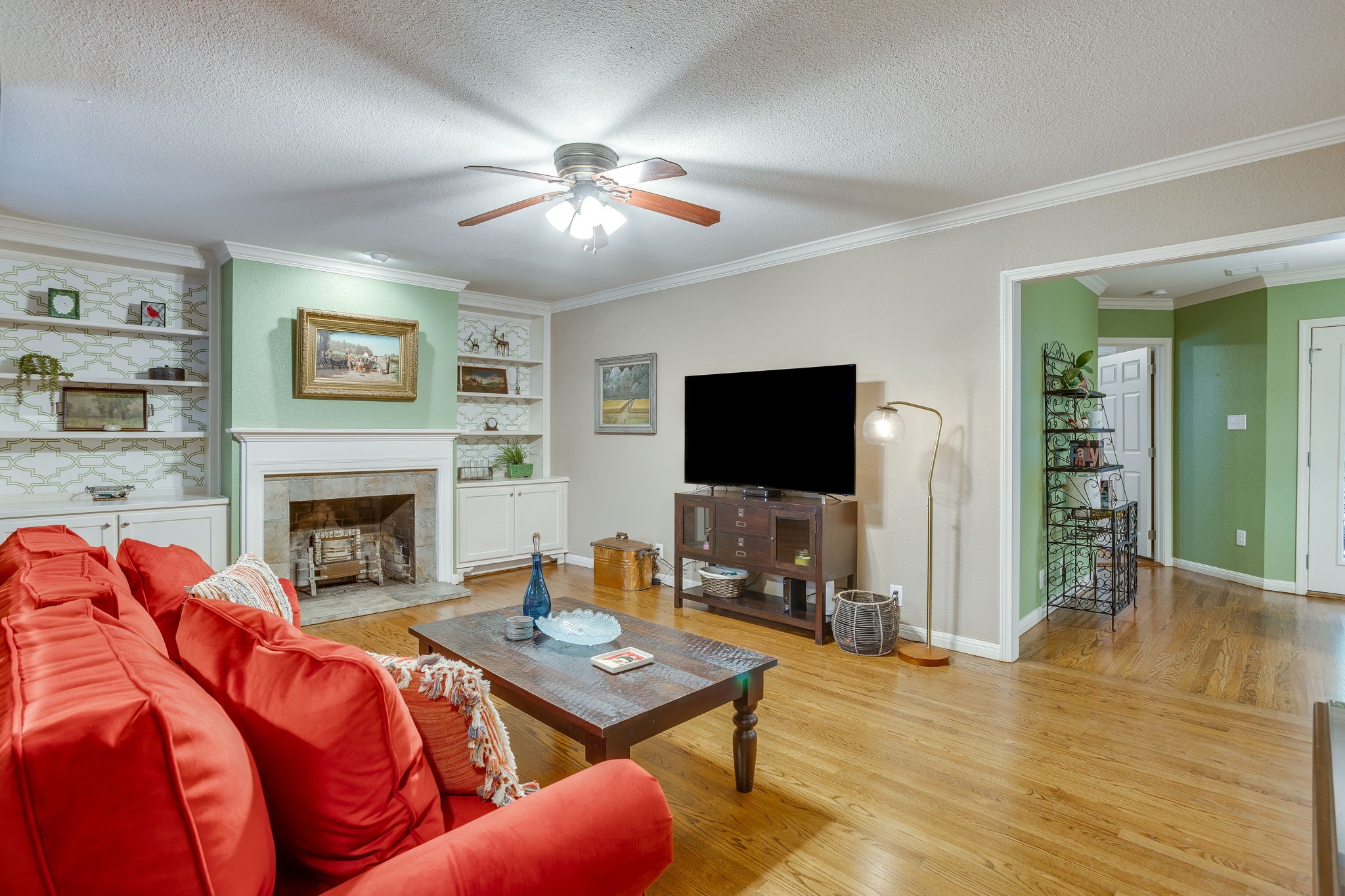 6304 Locke Avenue Fort Worth TX 76116