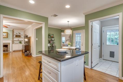 6304 Locke Avenue Fort Worth TX 76116