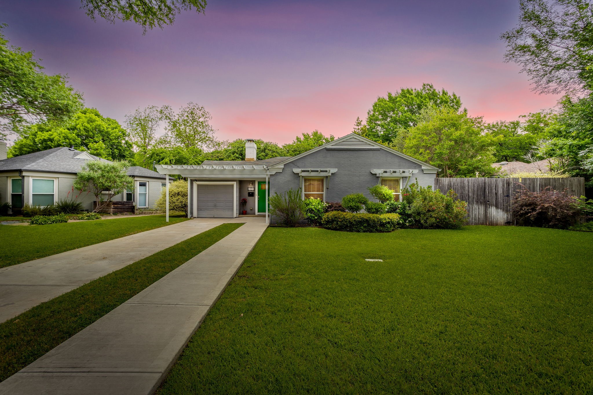 6304 Locke Avenue Fort Worth TX 76116