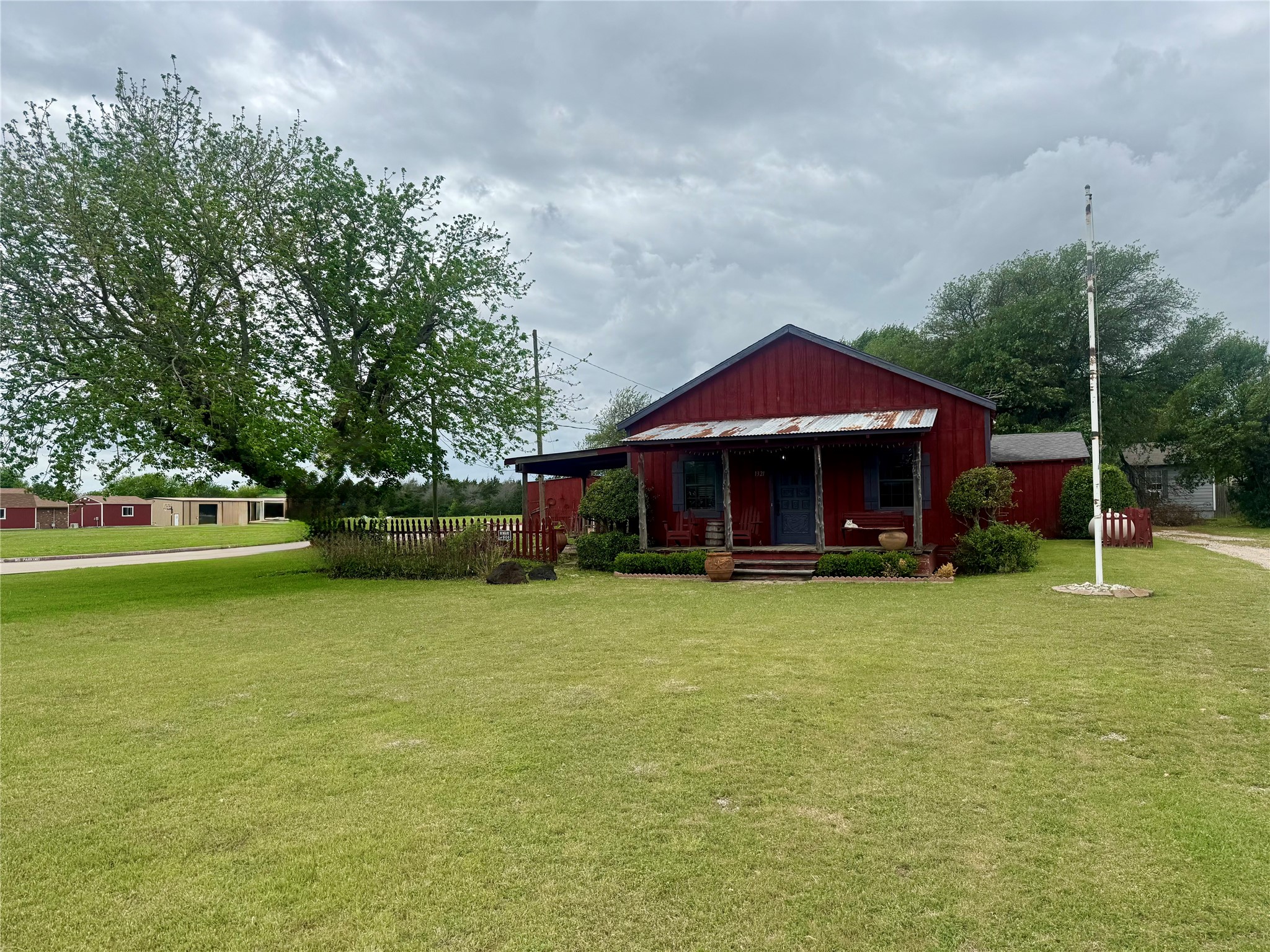 1321 Meadow Street Desoto TX 75115