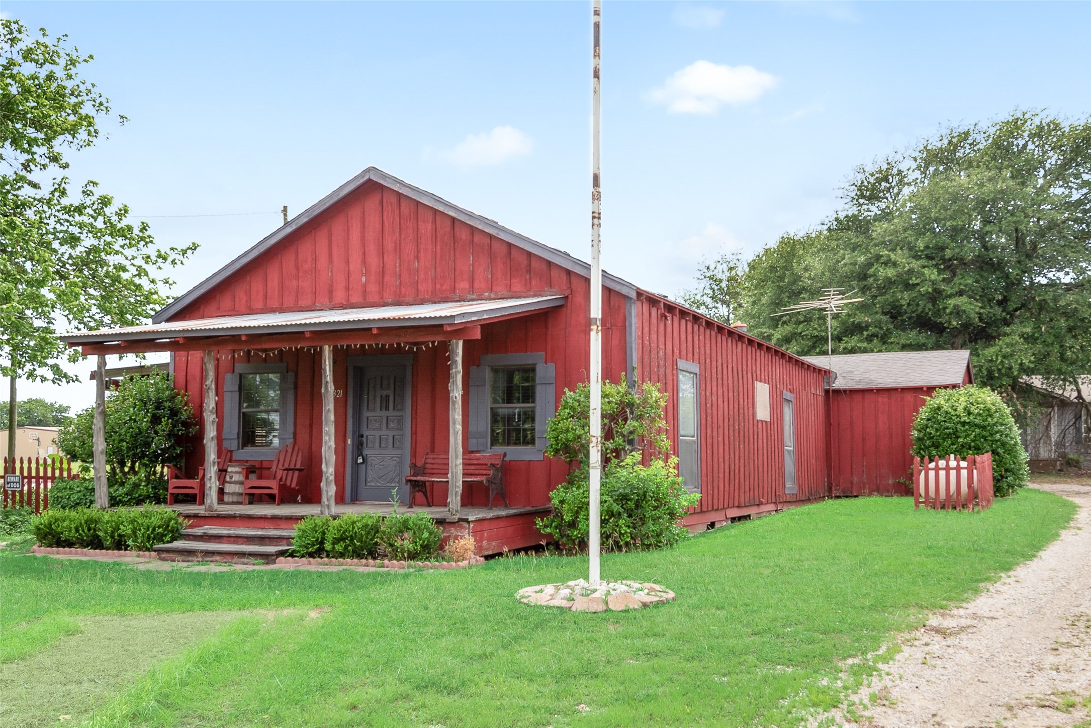 1321 Meadow Street Desoto TX 75115