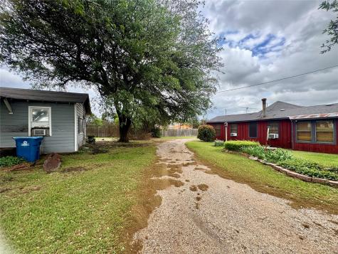 1321 Meadow Street Desoto TX 75115
