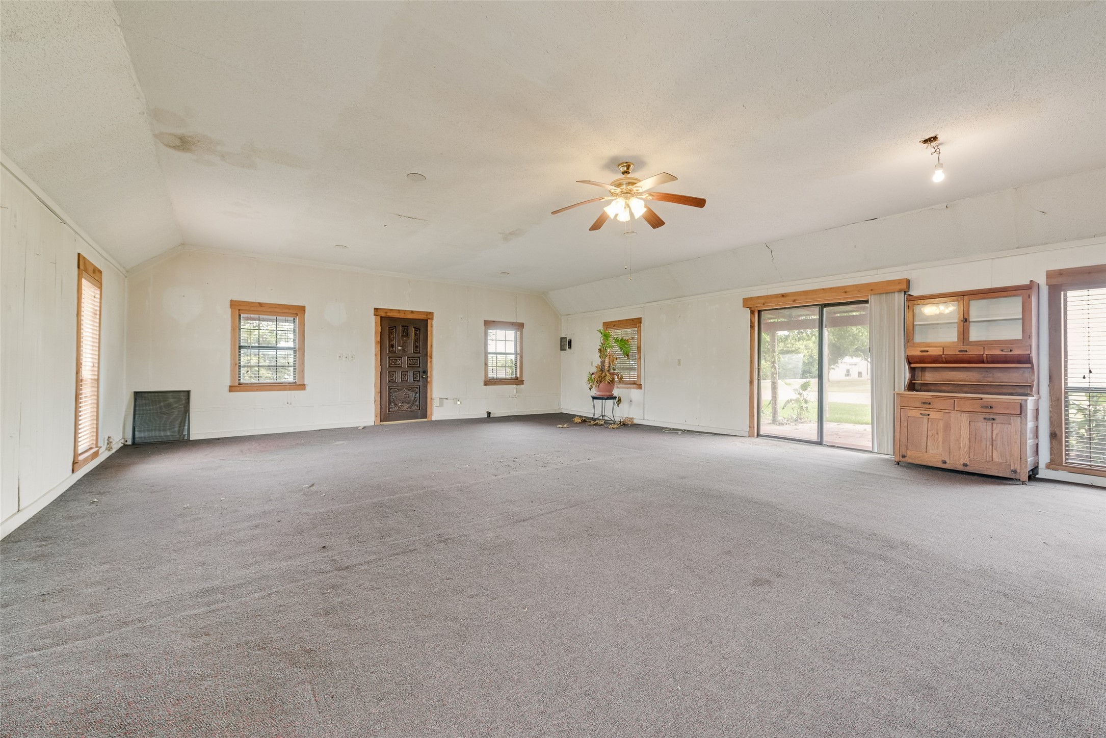 1321 Meadow Street Desoto TX 75115