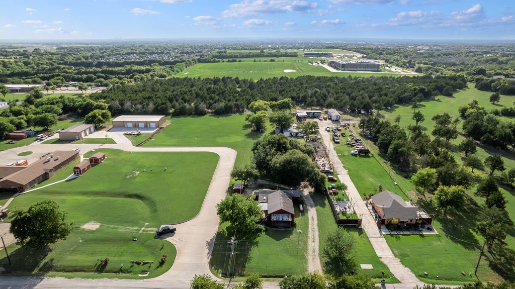 1321 Meadow Street Desoto TX 75115