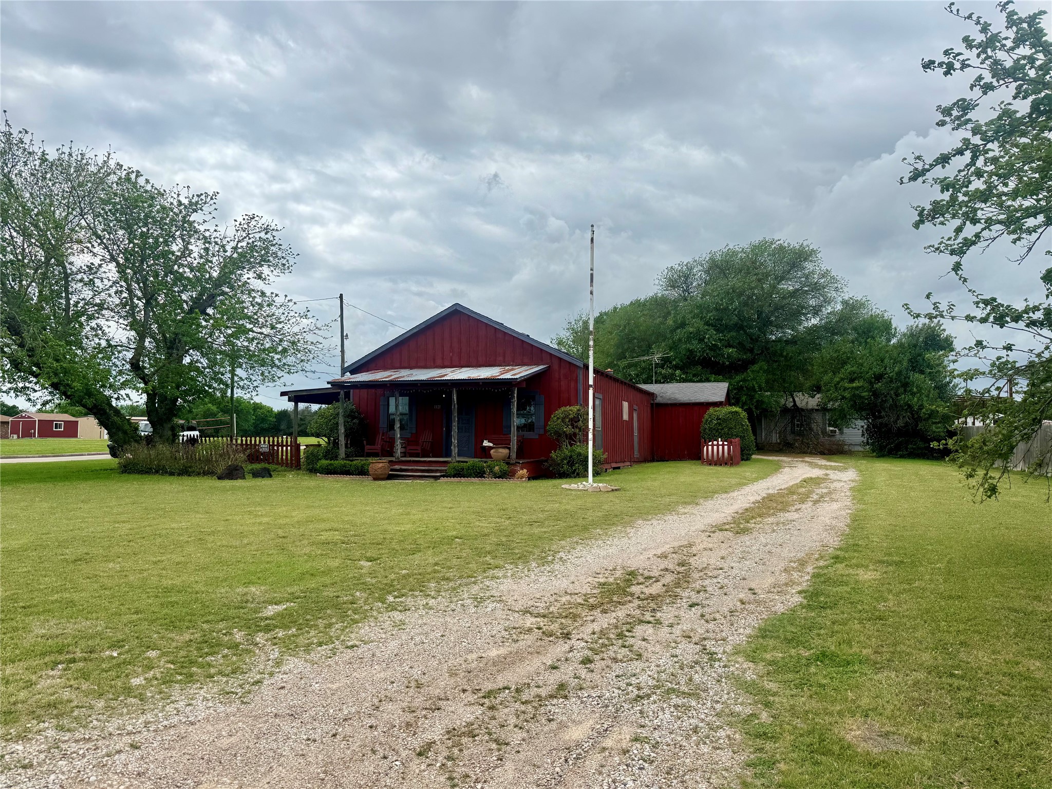 1321 Meadow Street Desoto TX 75115