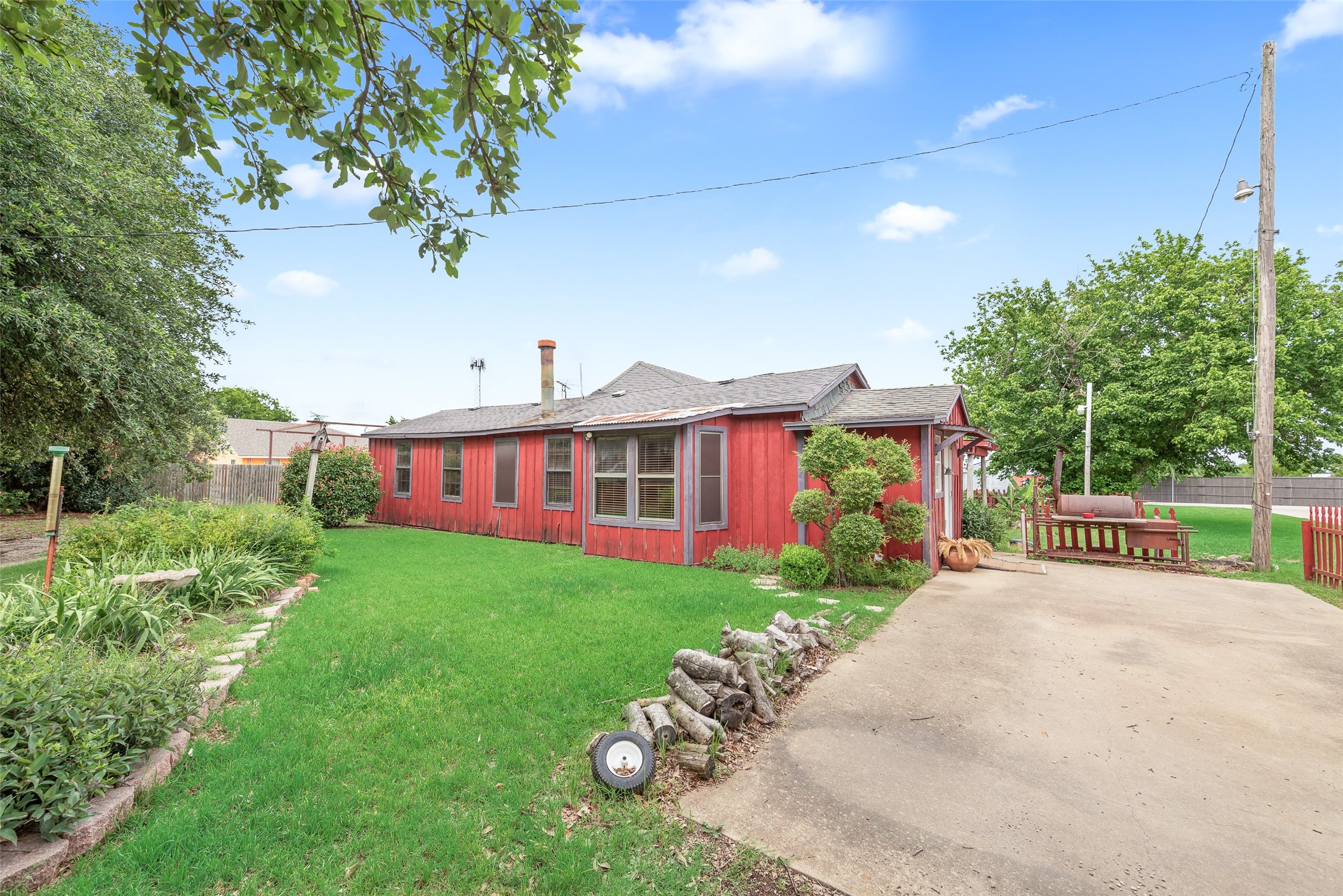 1321 Meadow Street Desoto TX 75115