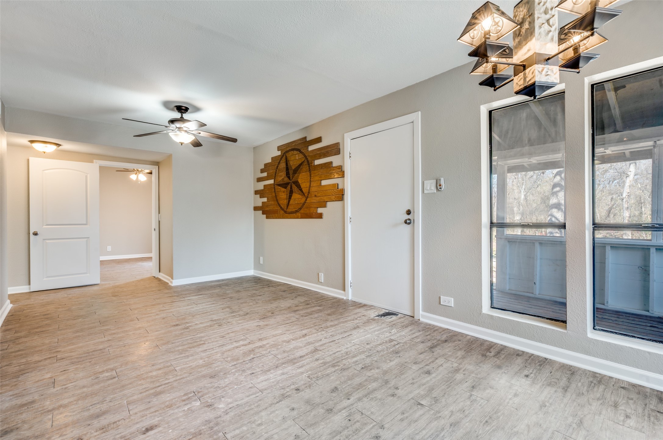 103 E 8th Street Shady Shores TX 76208