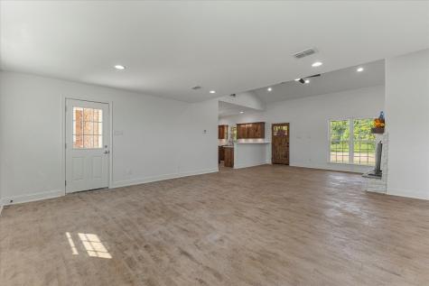 1492 Van Zandt County Road 3502 Wills Point TX 75169