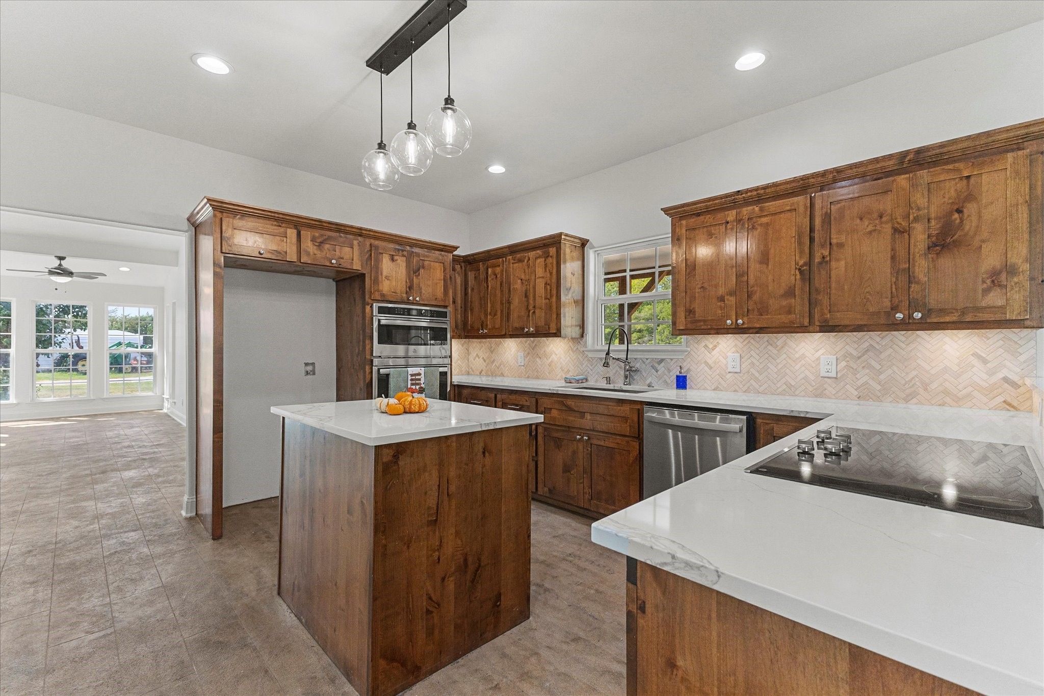 1492 Van Zandt County Road 3502 Wills Point TX 75169