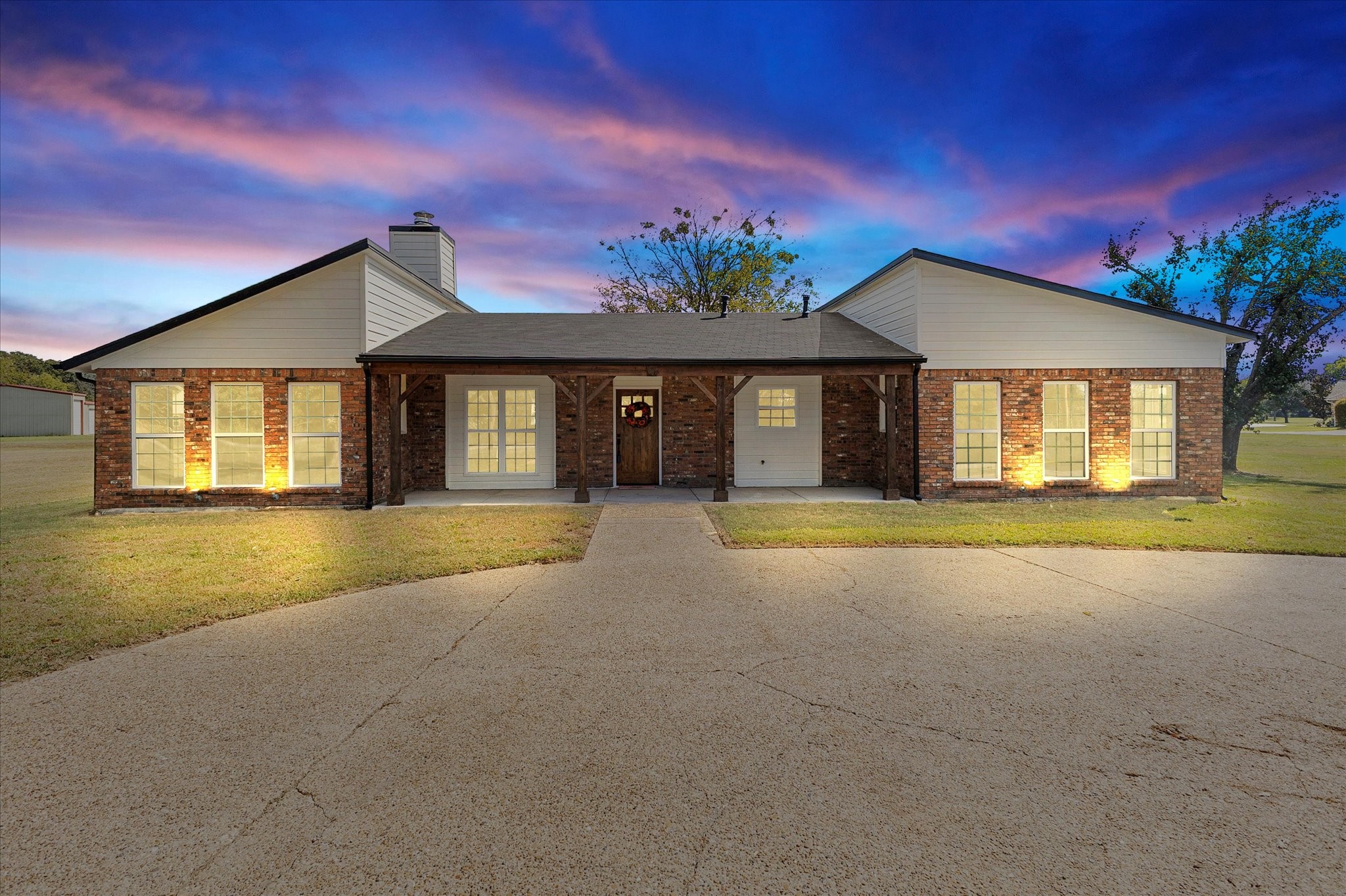 1492 Van Zandt County Road 3502 Wills Point TX 75169