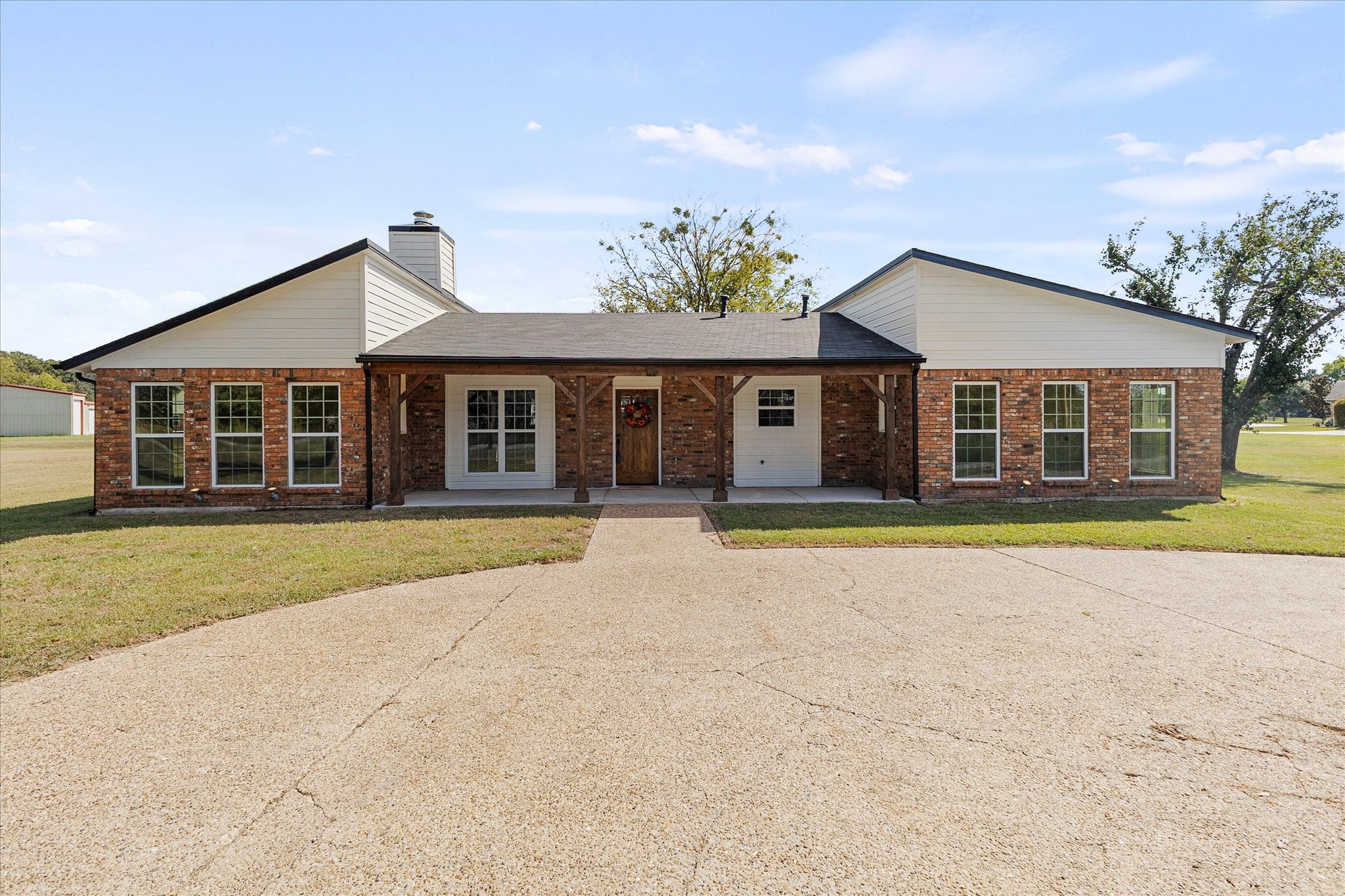 1492 Van Zandt County Road 3502 Wills Point TX 75169
