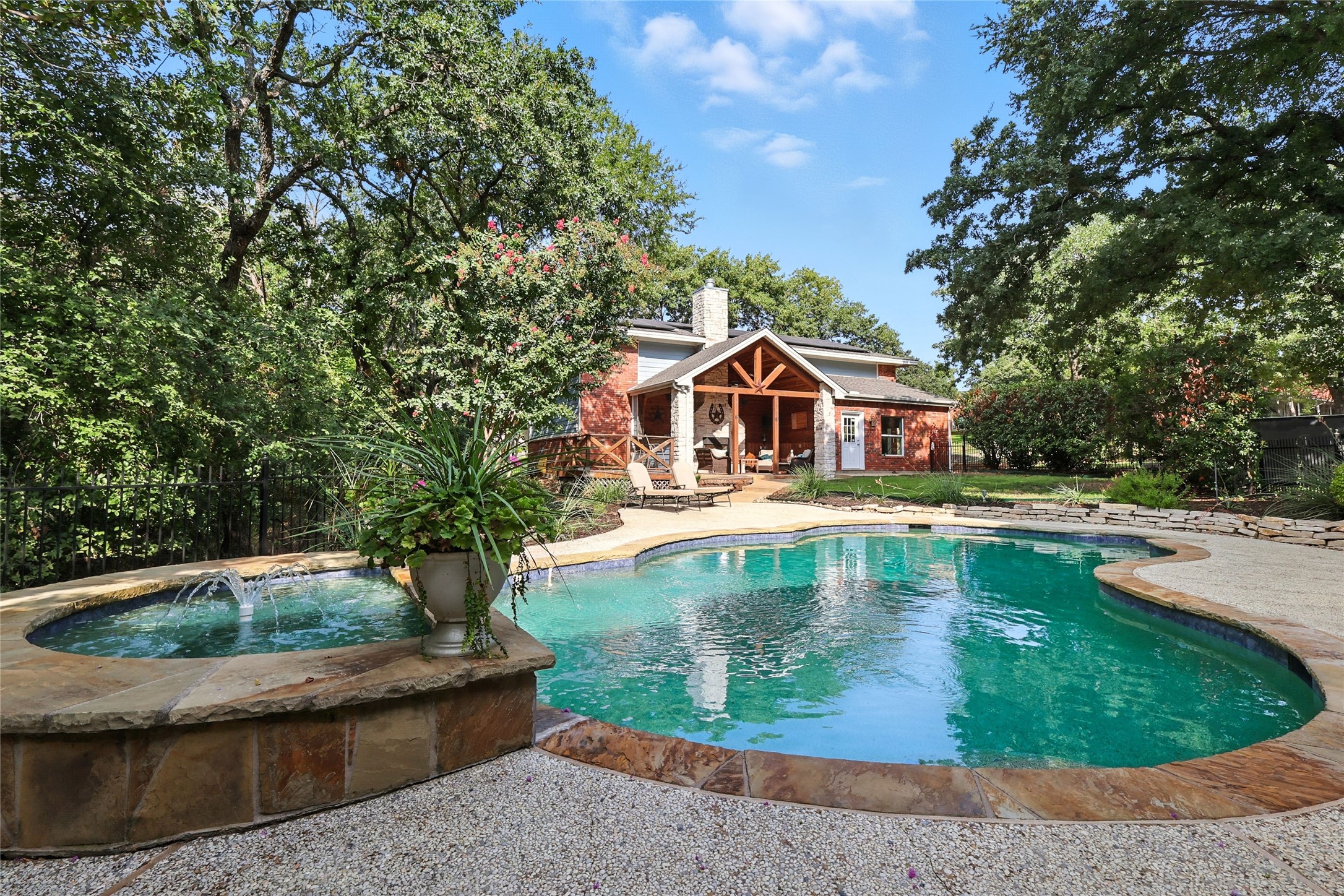 3713 Hidden Trail Flower Mound TX 75022