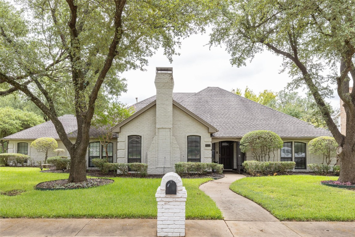 512 Arthurs Drive Desoto TX 75115