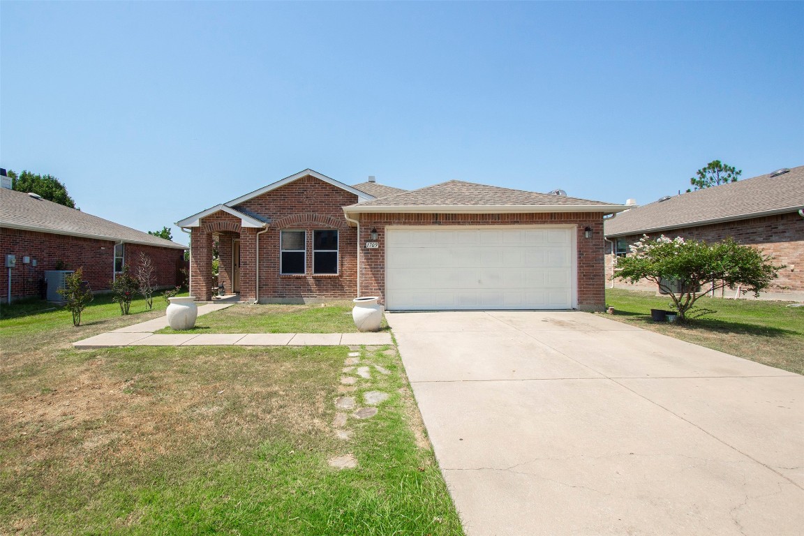 1709 Creek Bend Lane Little Elm TX 75068