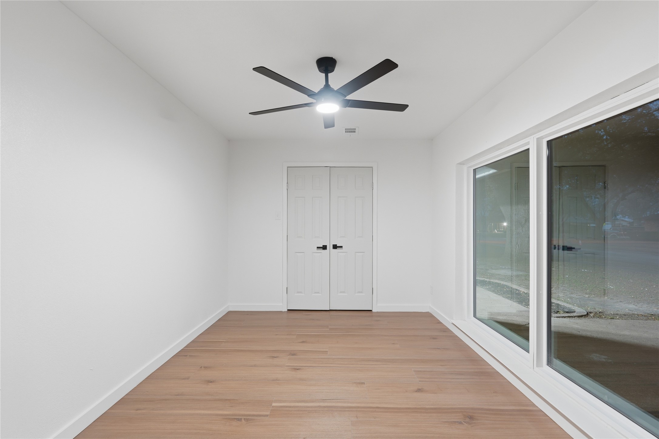 747 Quinette Drive Seagoville TX 75159