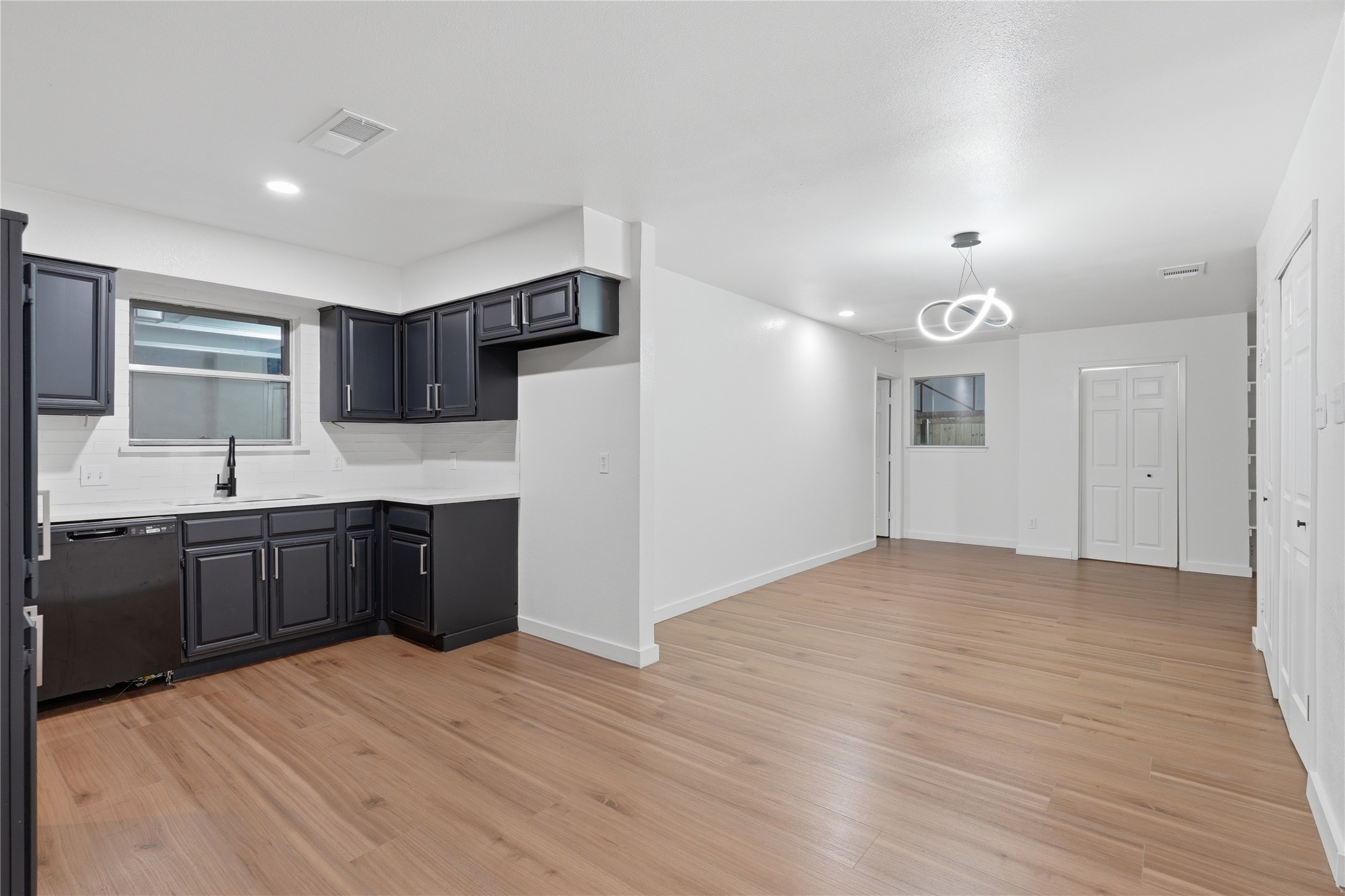 747 Quinette Drive Seagoville TX 75159