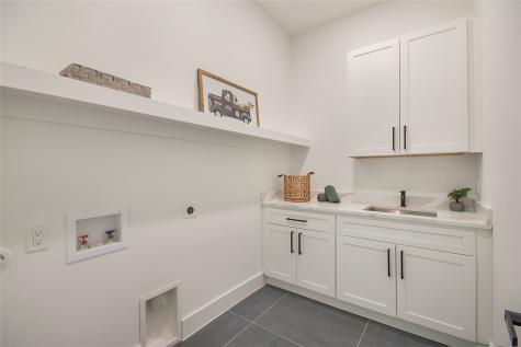 2003 Hearne Avenue Dallas TX 75212