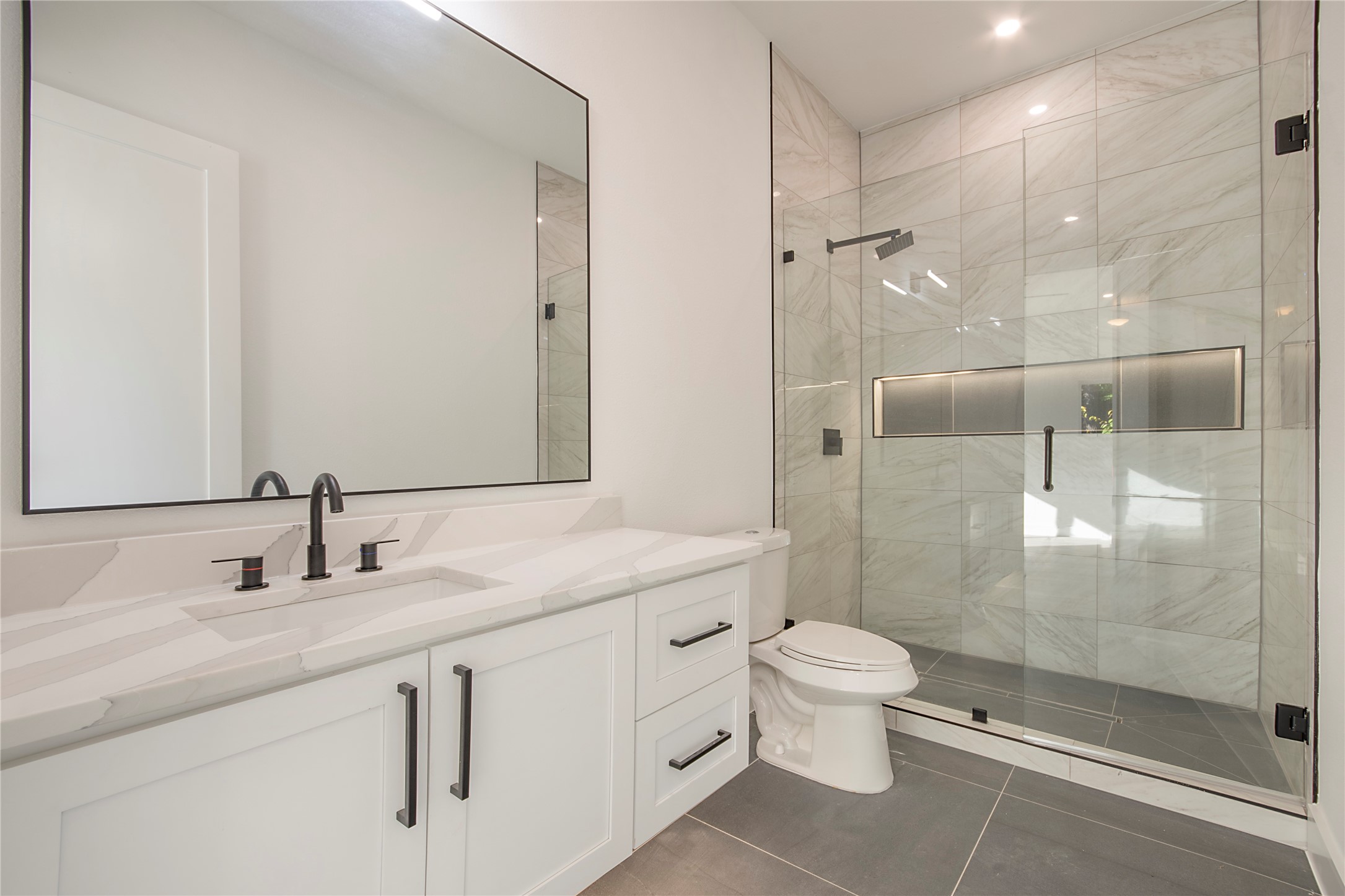 2003 Hearne Avenue Dallas TX 75212