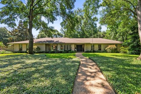 2028 Glenwood Circle Corsicana TX 75110