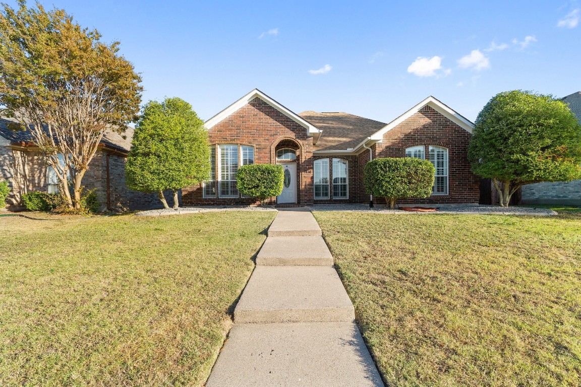 1414 Dutchman Creek Drive Desoto TX 75115